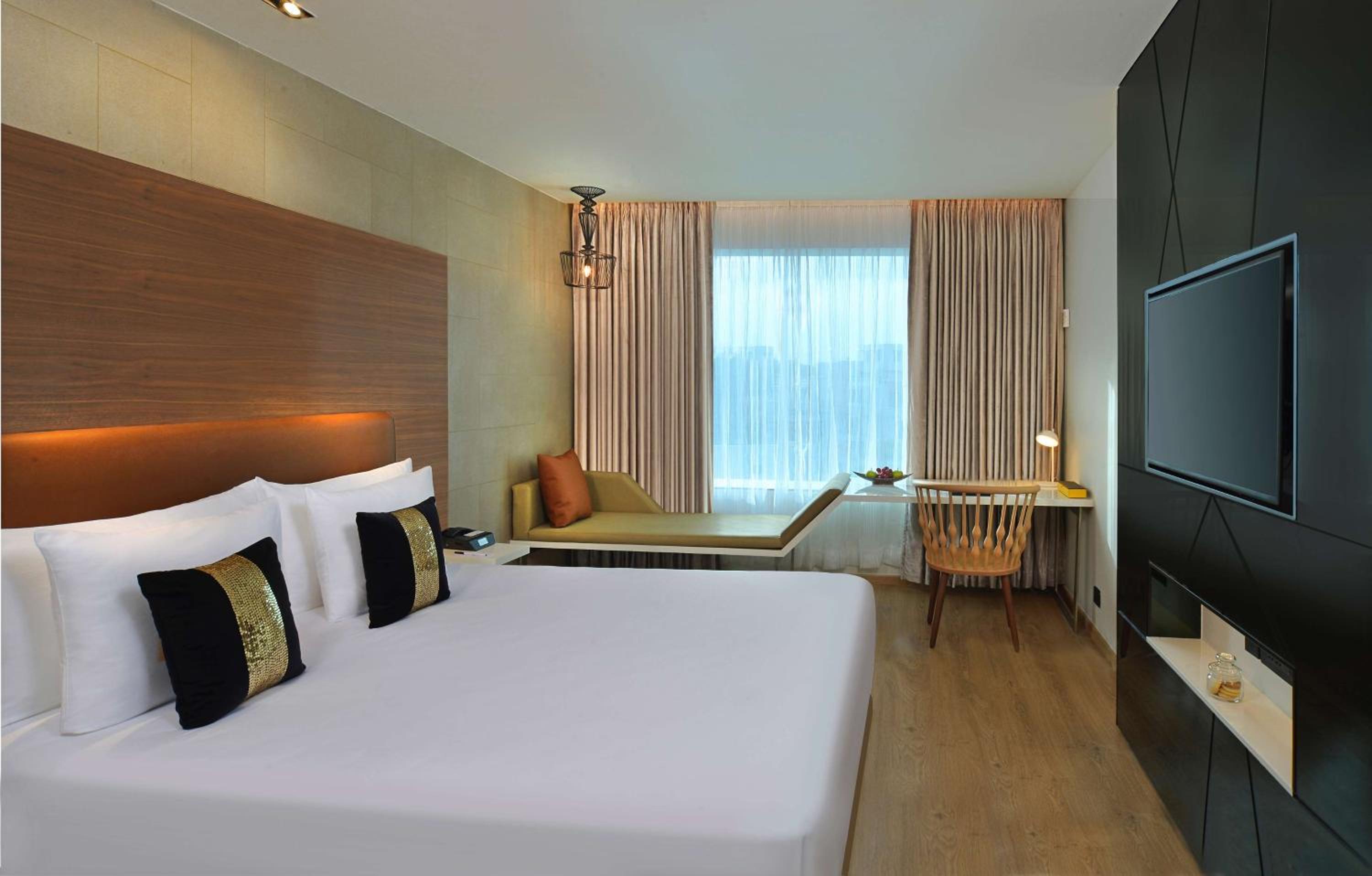 Deluxe Room With Lake View photo 3
