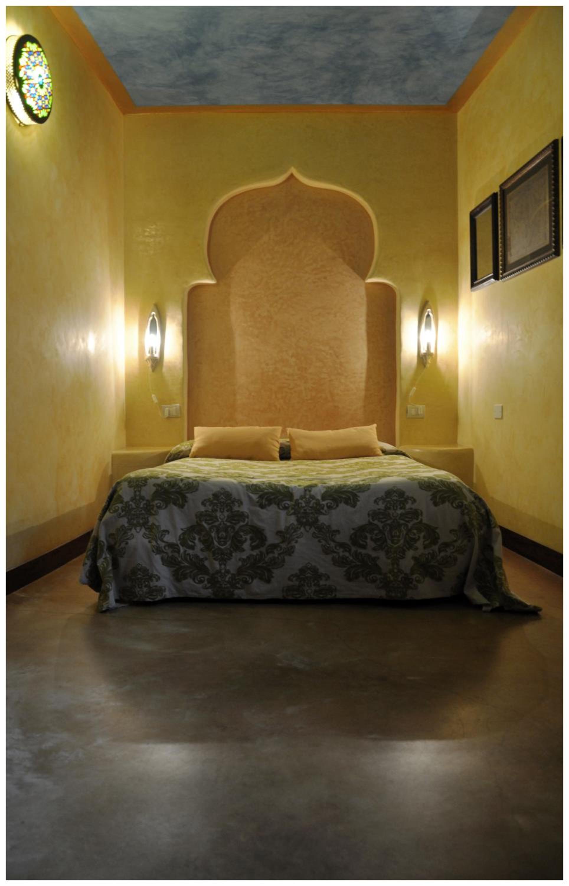 Small Double Room photo 2