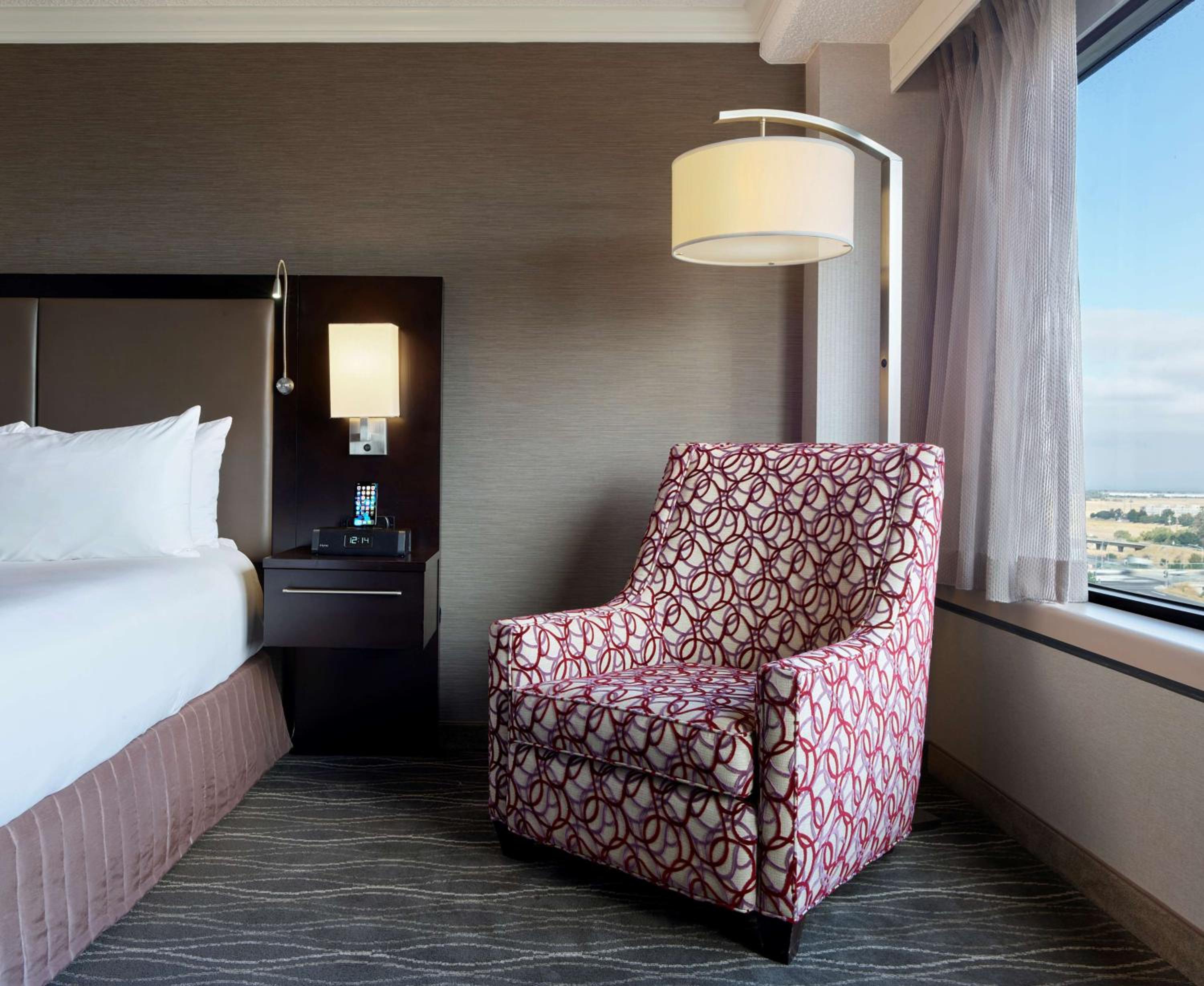 Executive King Room - Photo 3
