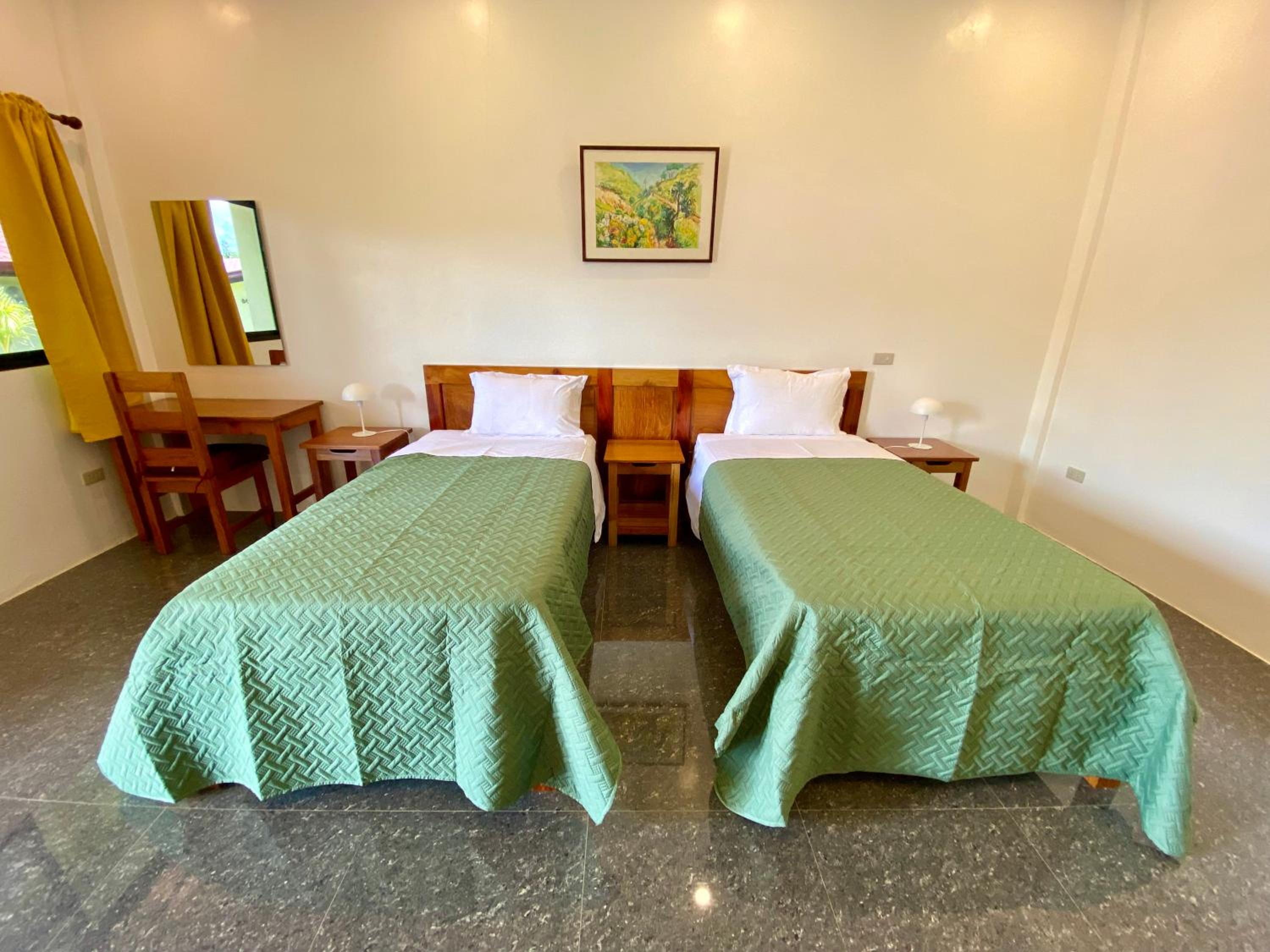 Superior Twin Room - Photo 4