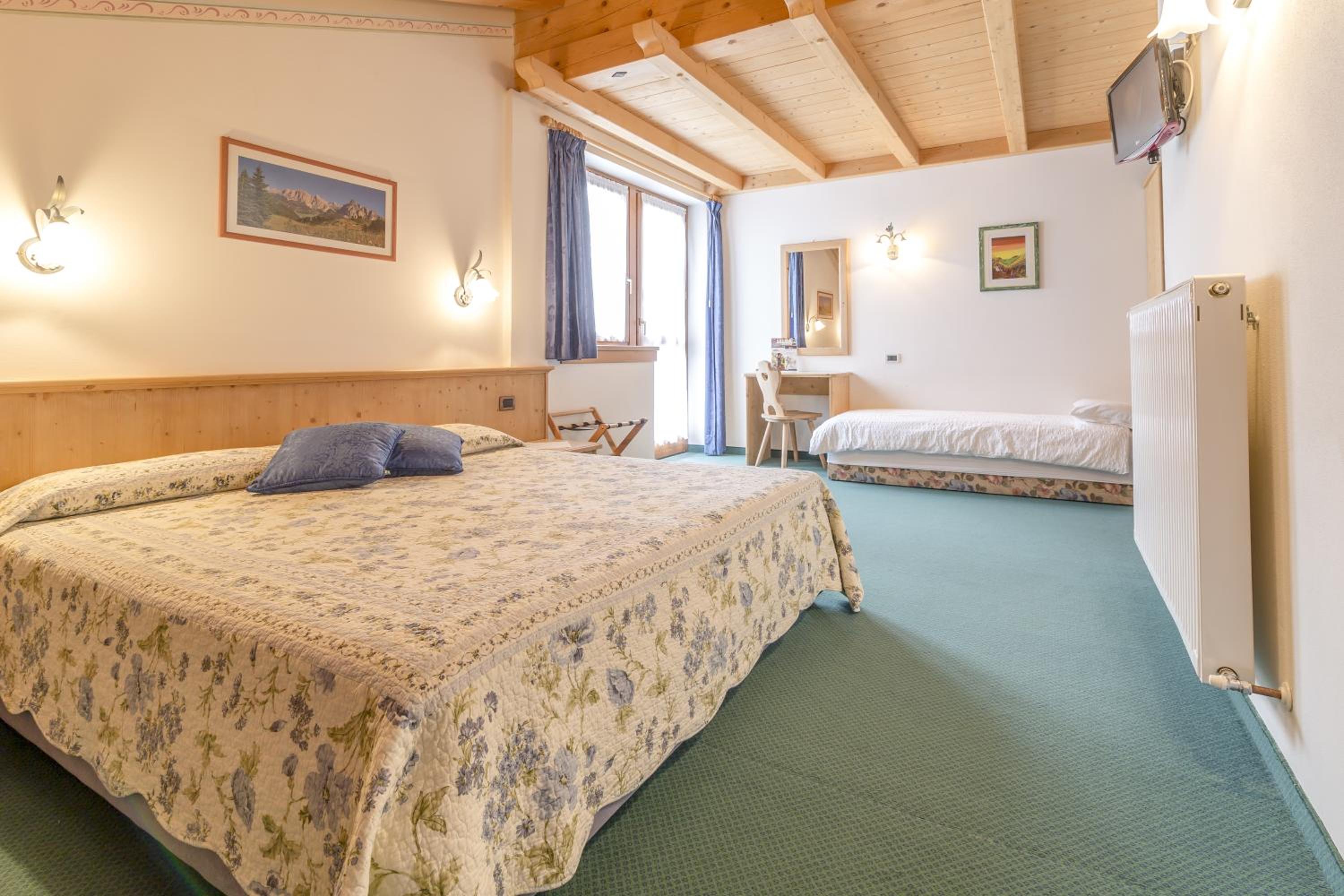 Classic Triple Room