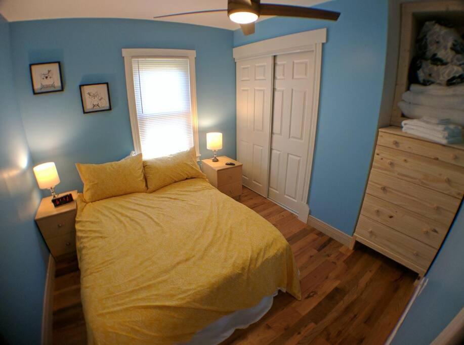 Family Room photo 2