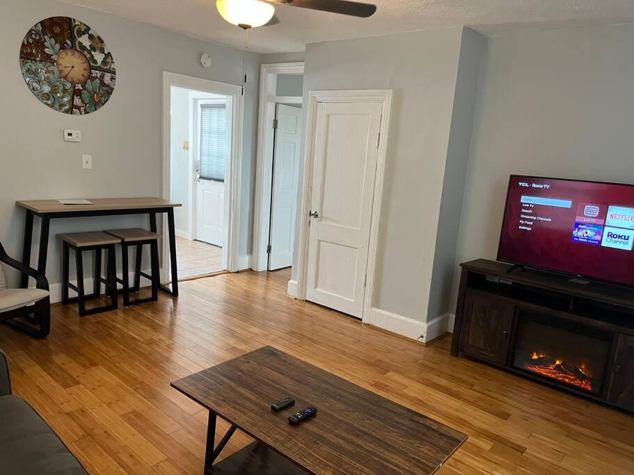Family Room photo 2