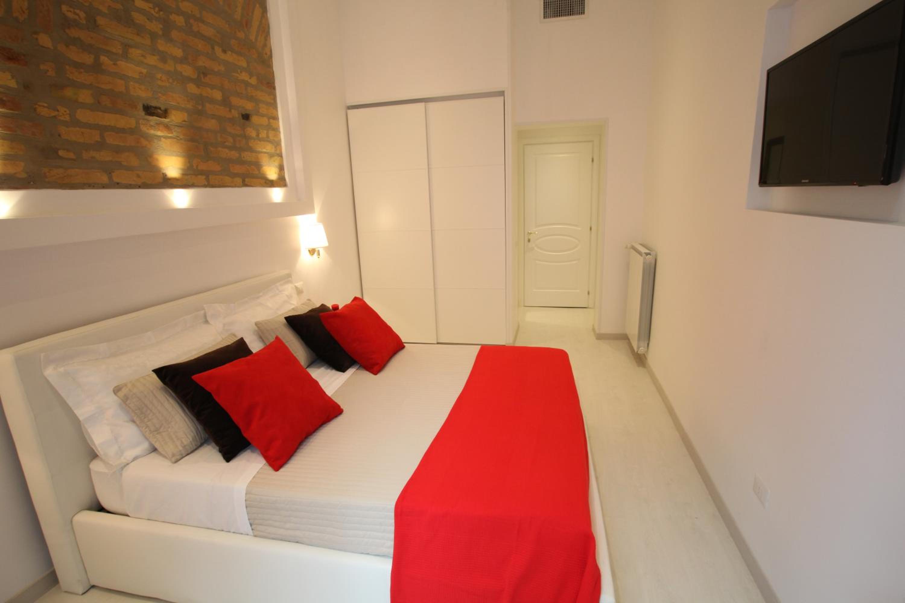 Deluxe Double Room photo 3