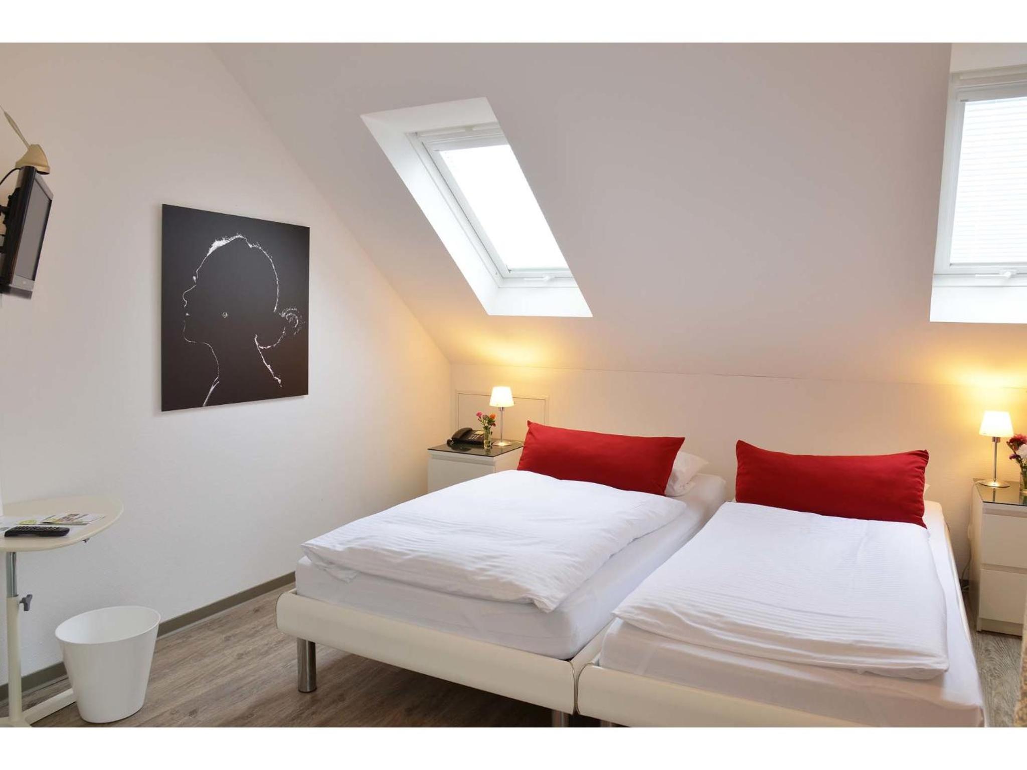 Double Room - Photo 2