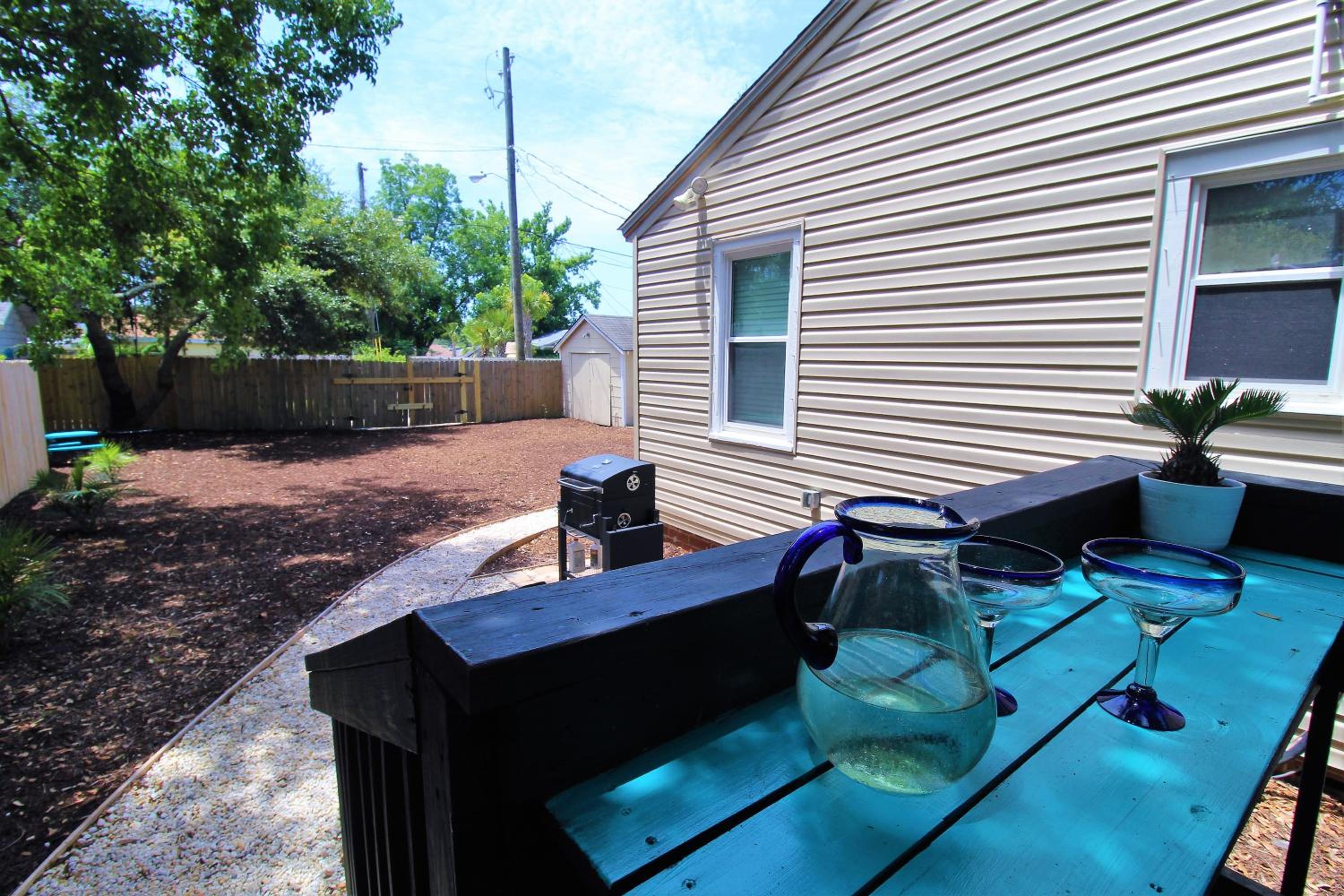 Three-Bedroom House - Photo 15