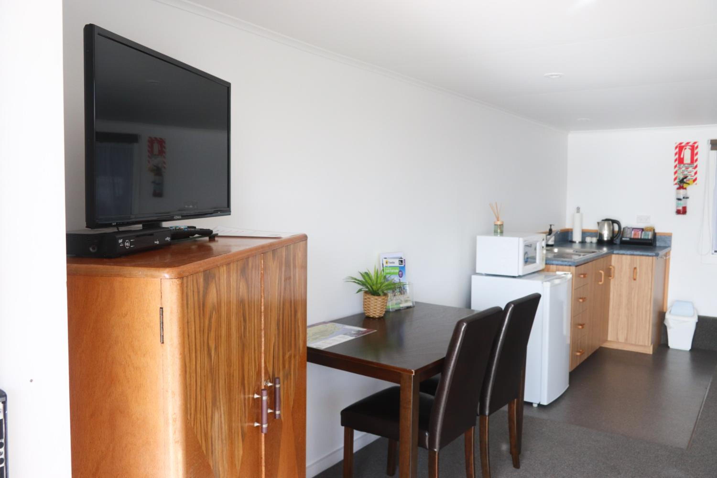 Studio Apartment with Sea View photo 2