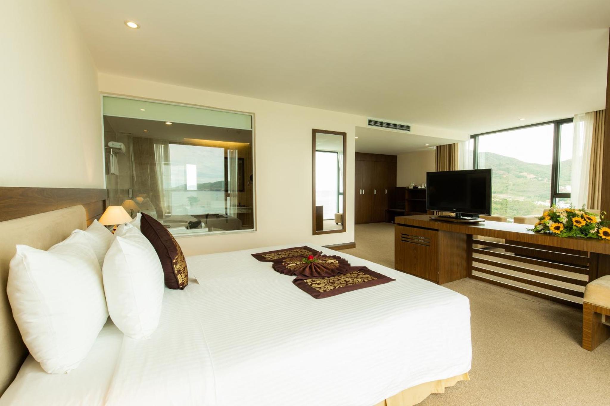 Executive Suite photo 2
