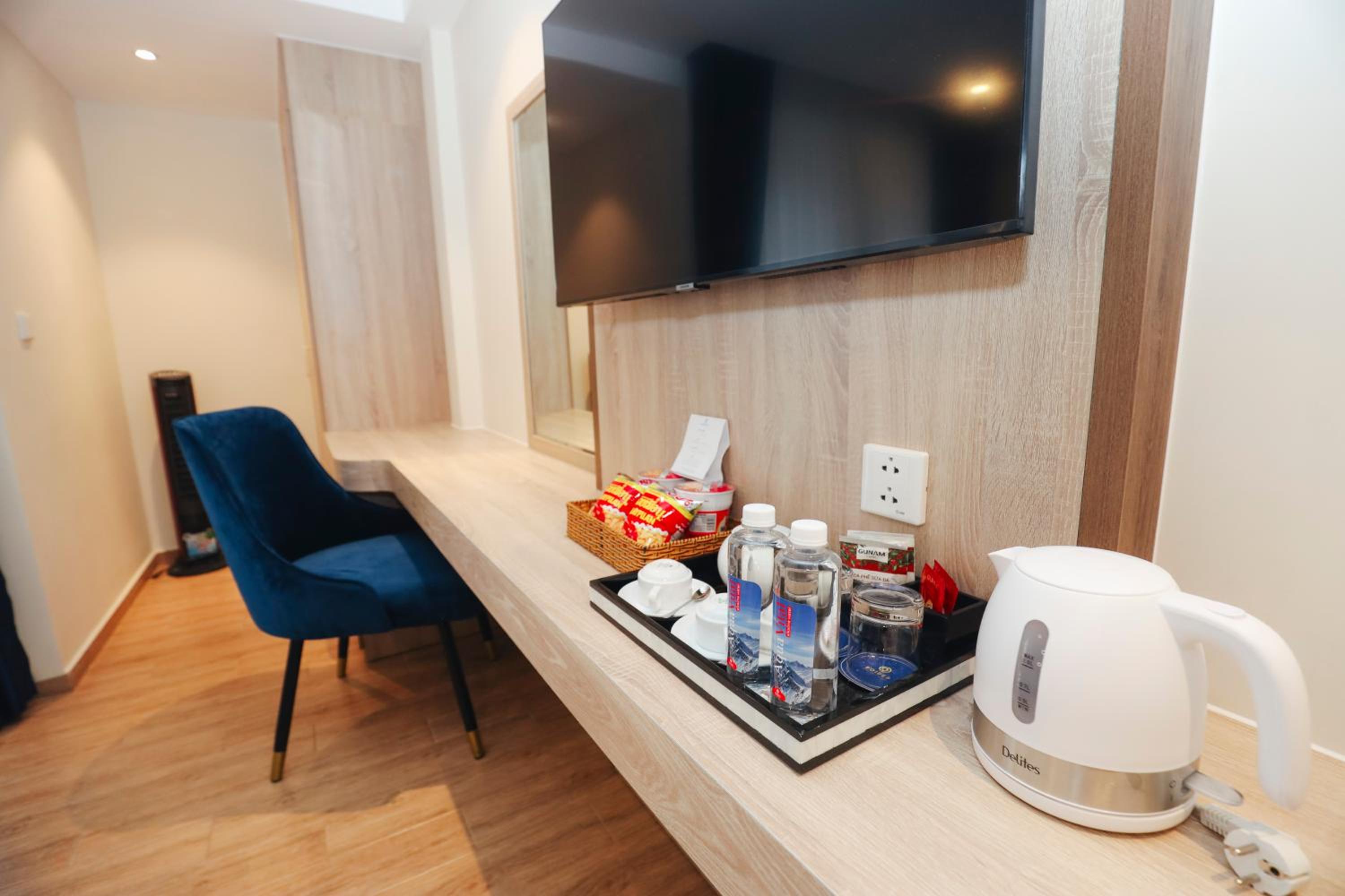 King Room with Balcony photo 1