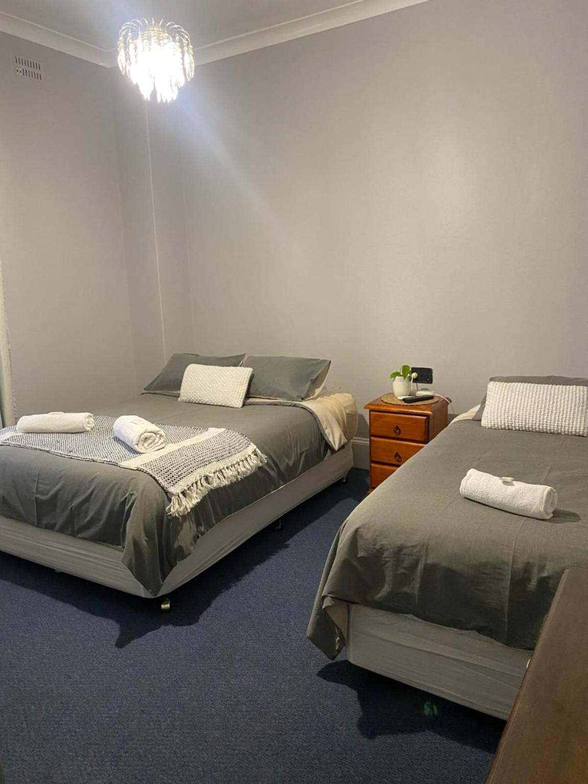 Budget Twin Room - Photo 1