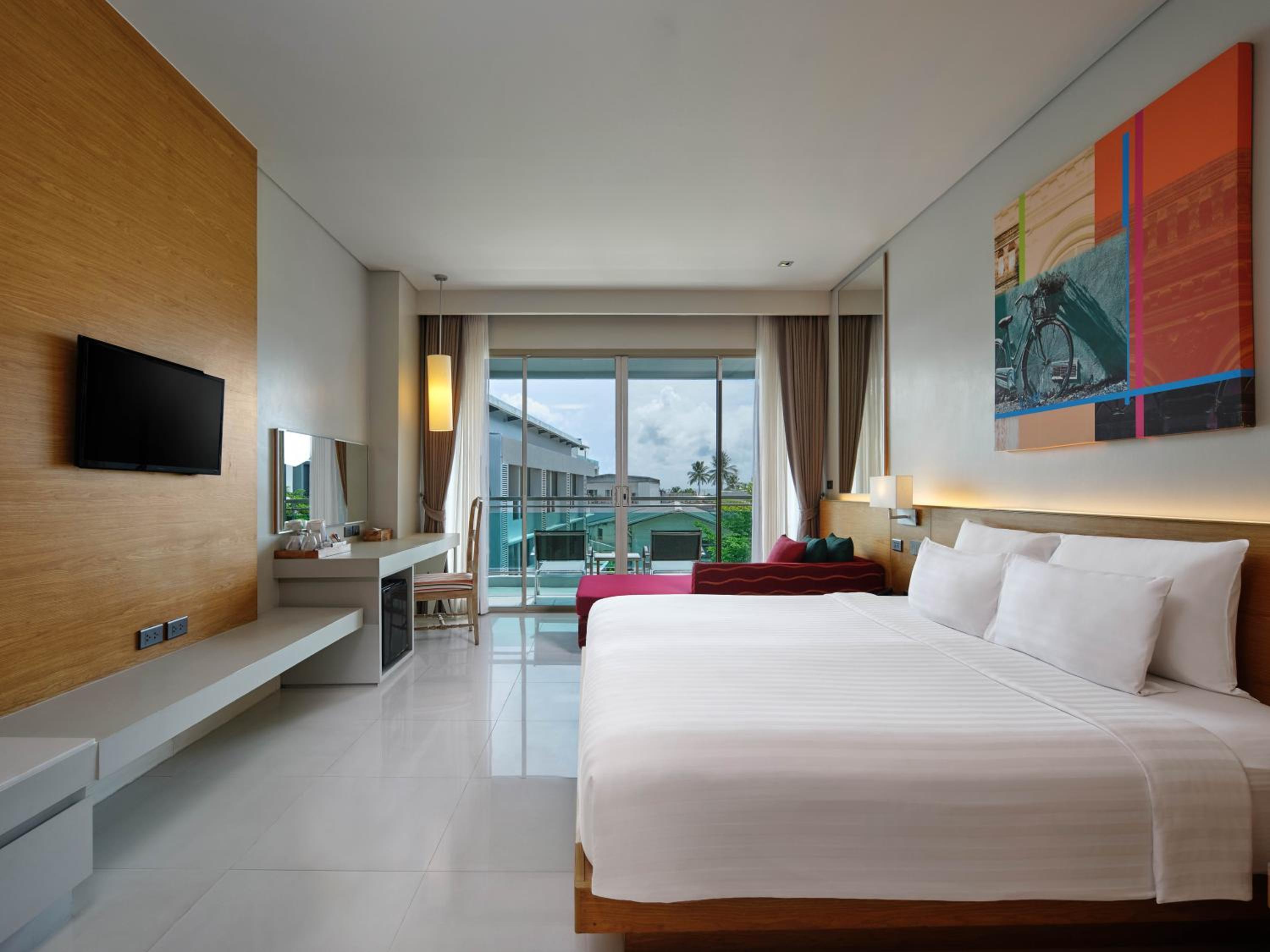 Deluxe Room [King]