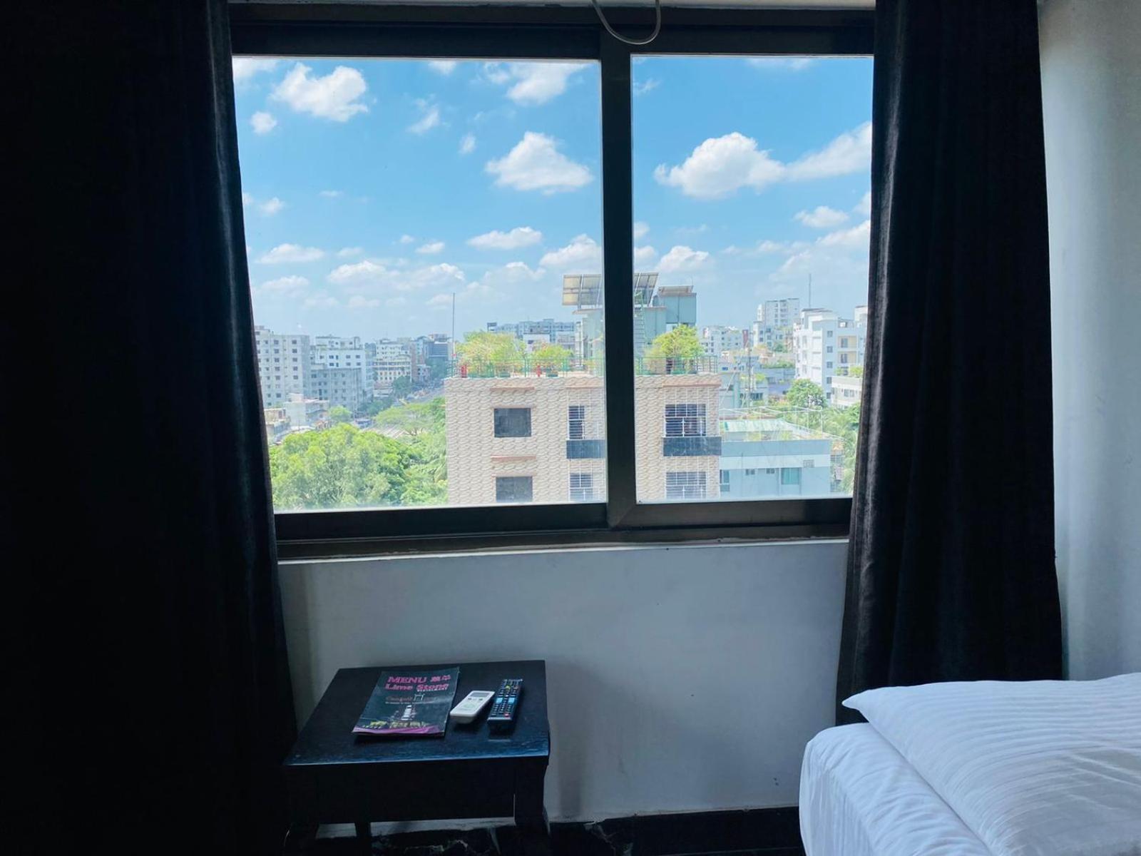 Deluxe Room - Photo 6