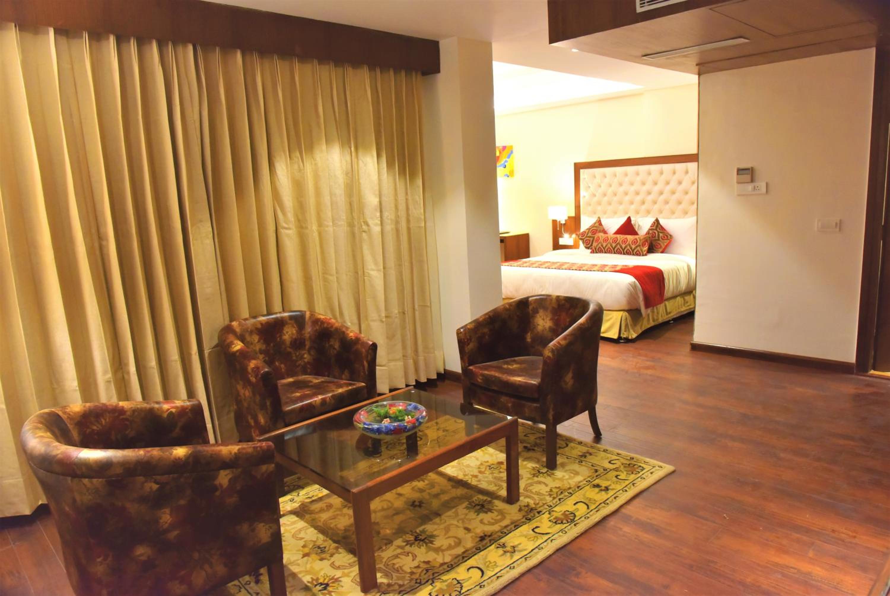 King Suite photo 2