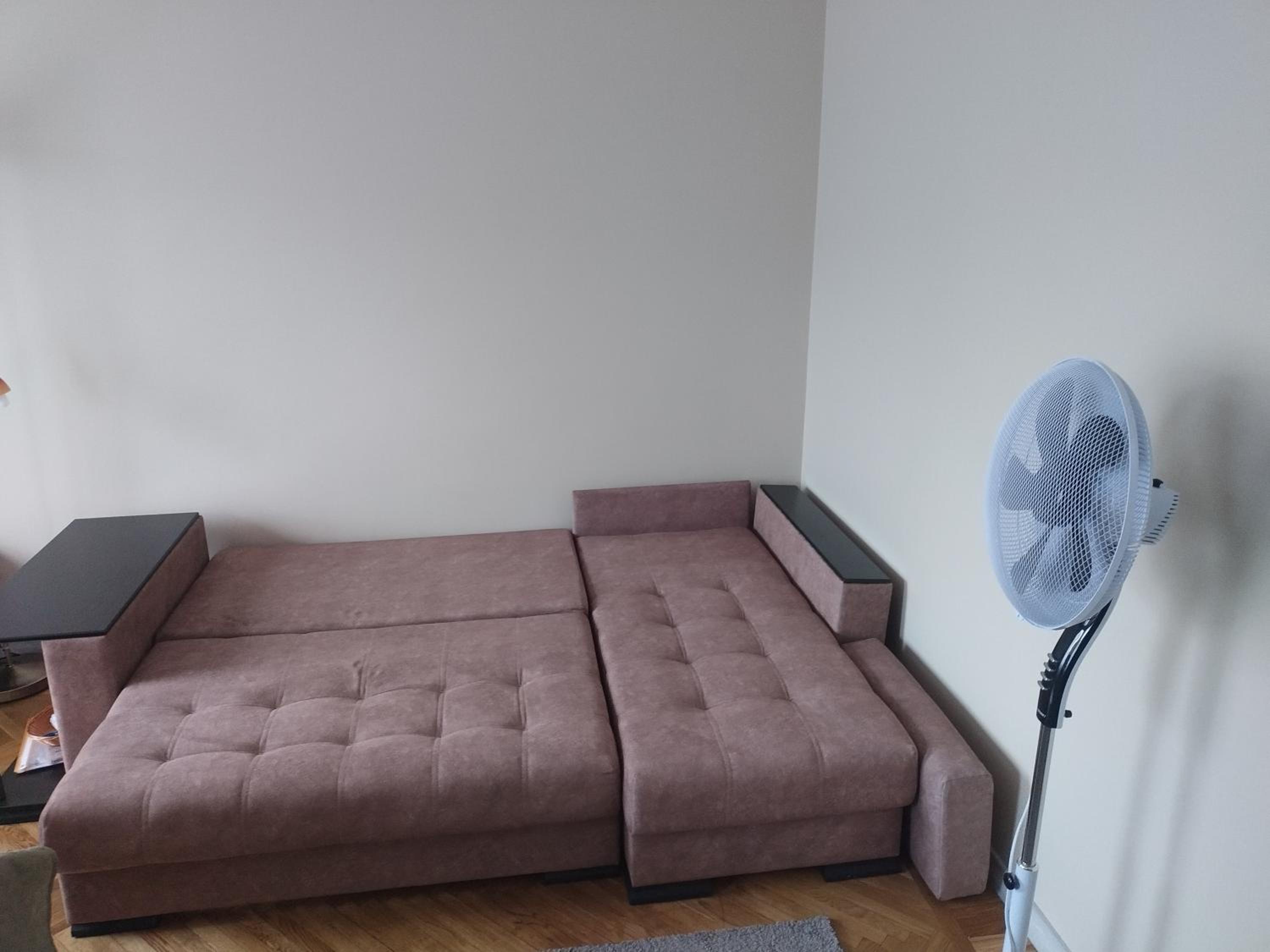 One-Bedroom Apartment - Photo 13