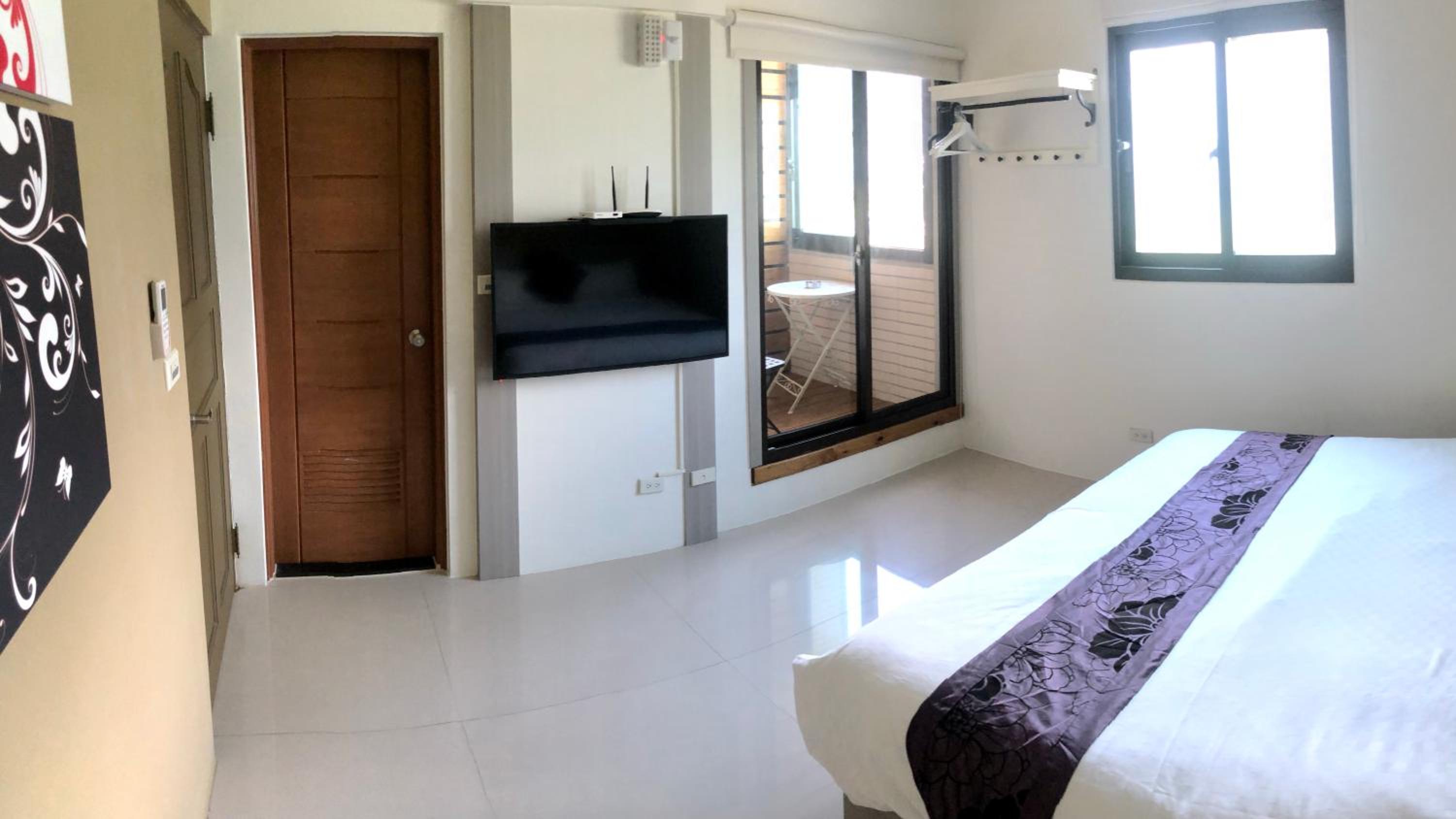 Four-Bedroom House photo 1
