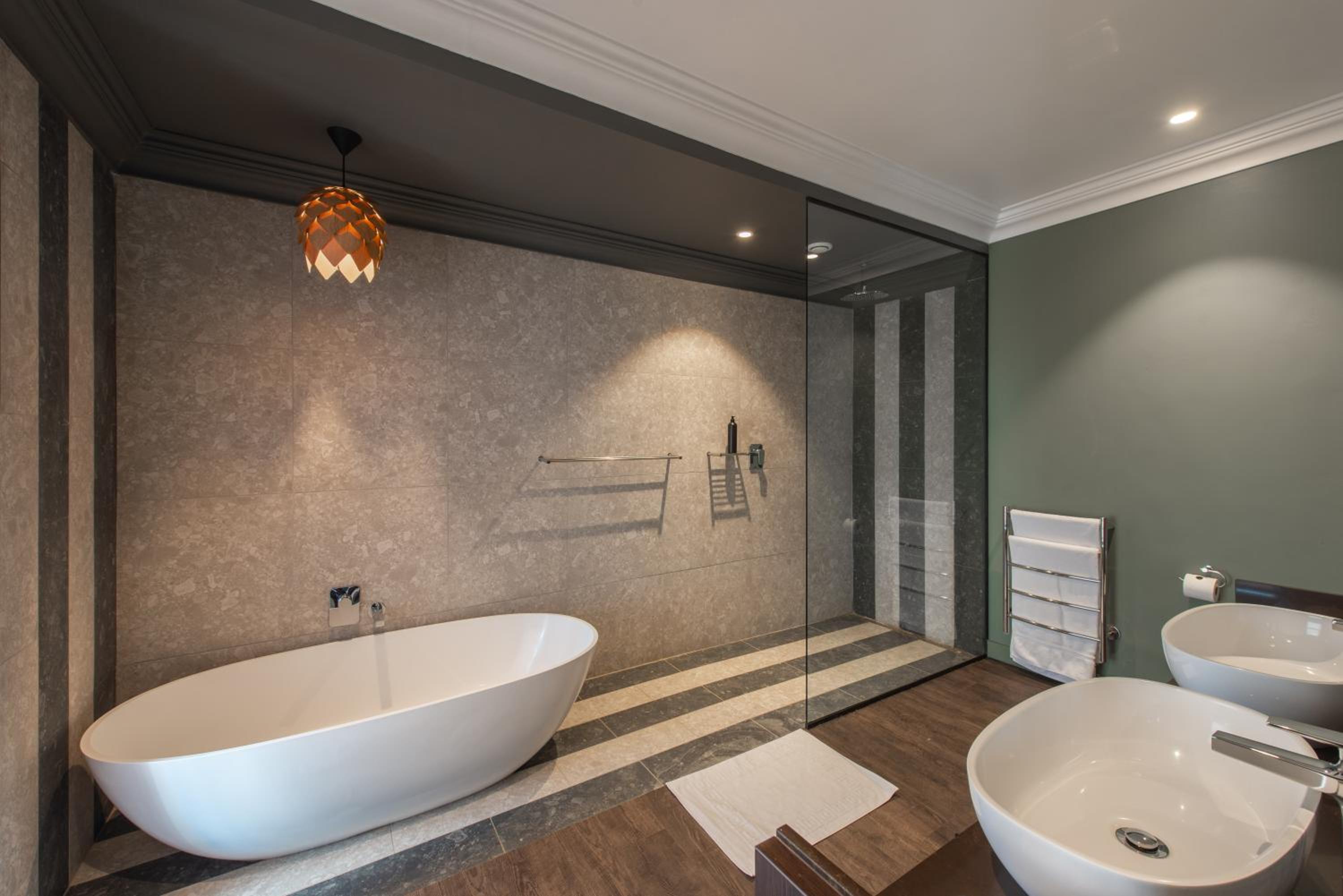 Executive Suite photo 2