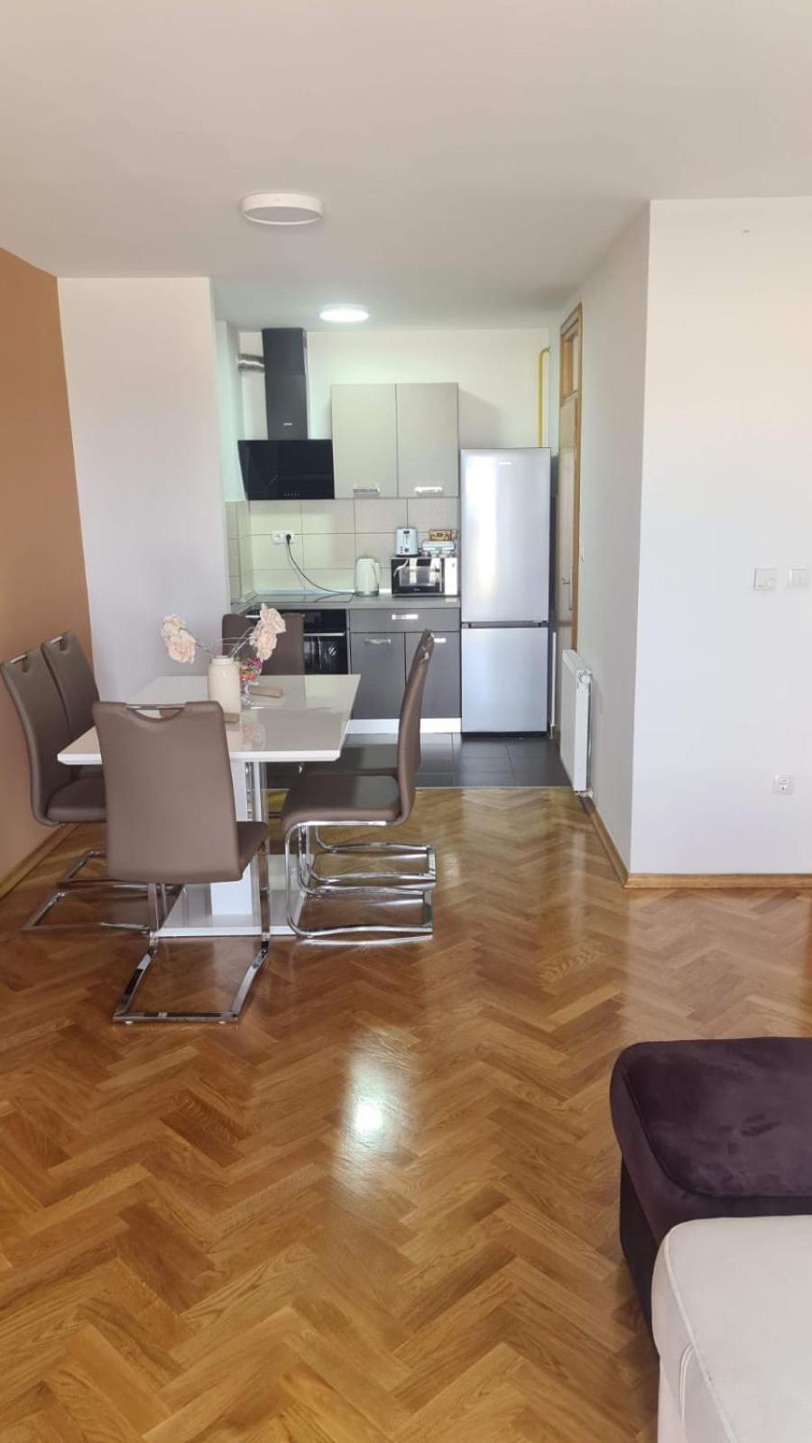 Apartment - Photo 6