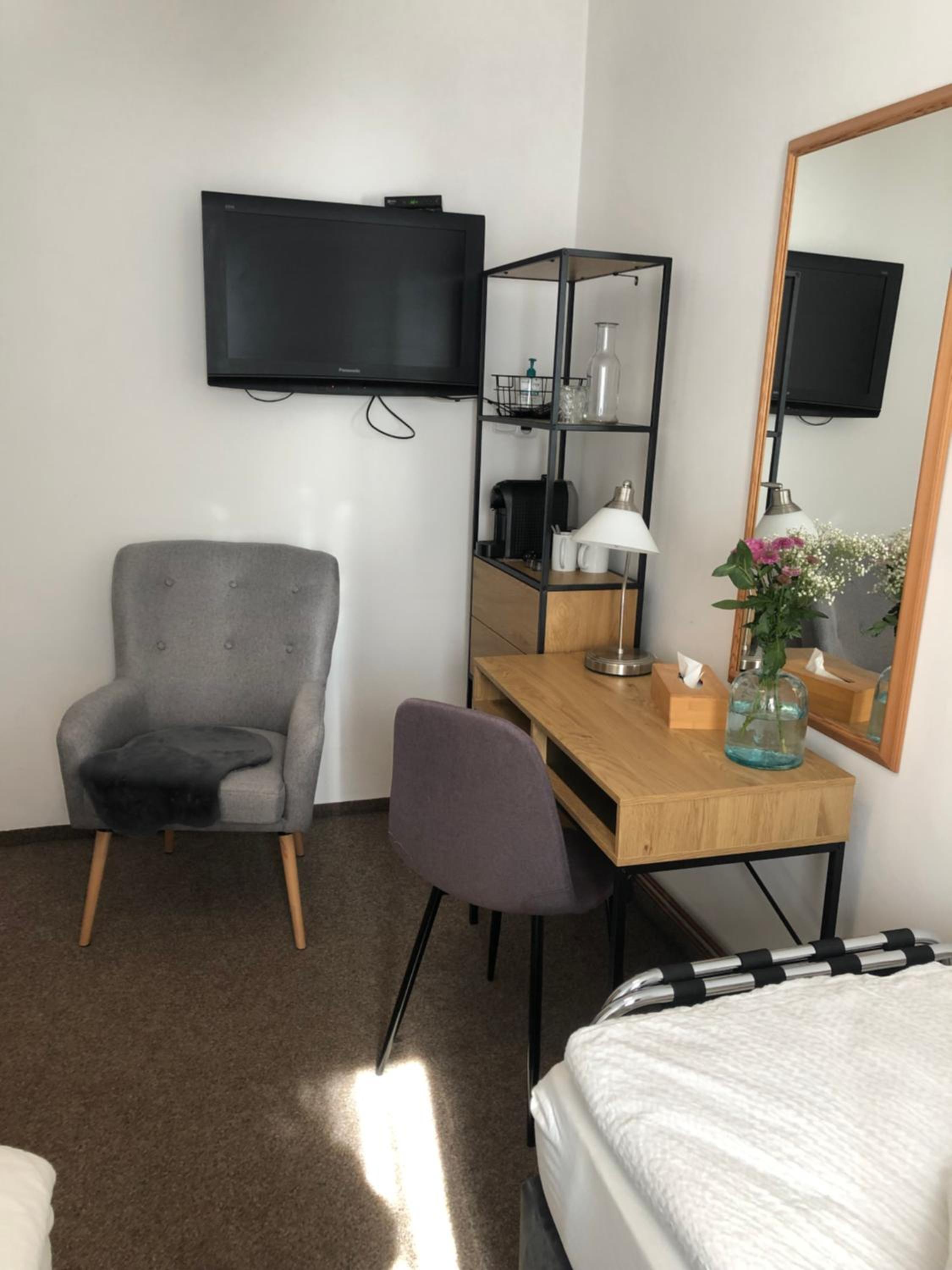 Economy Twin Room