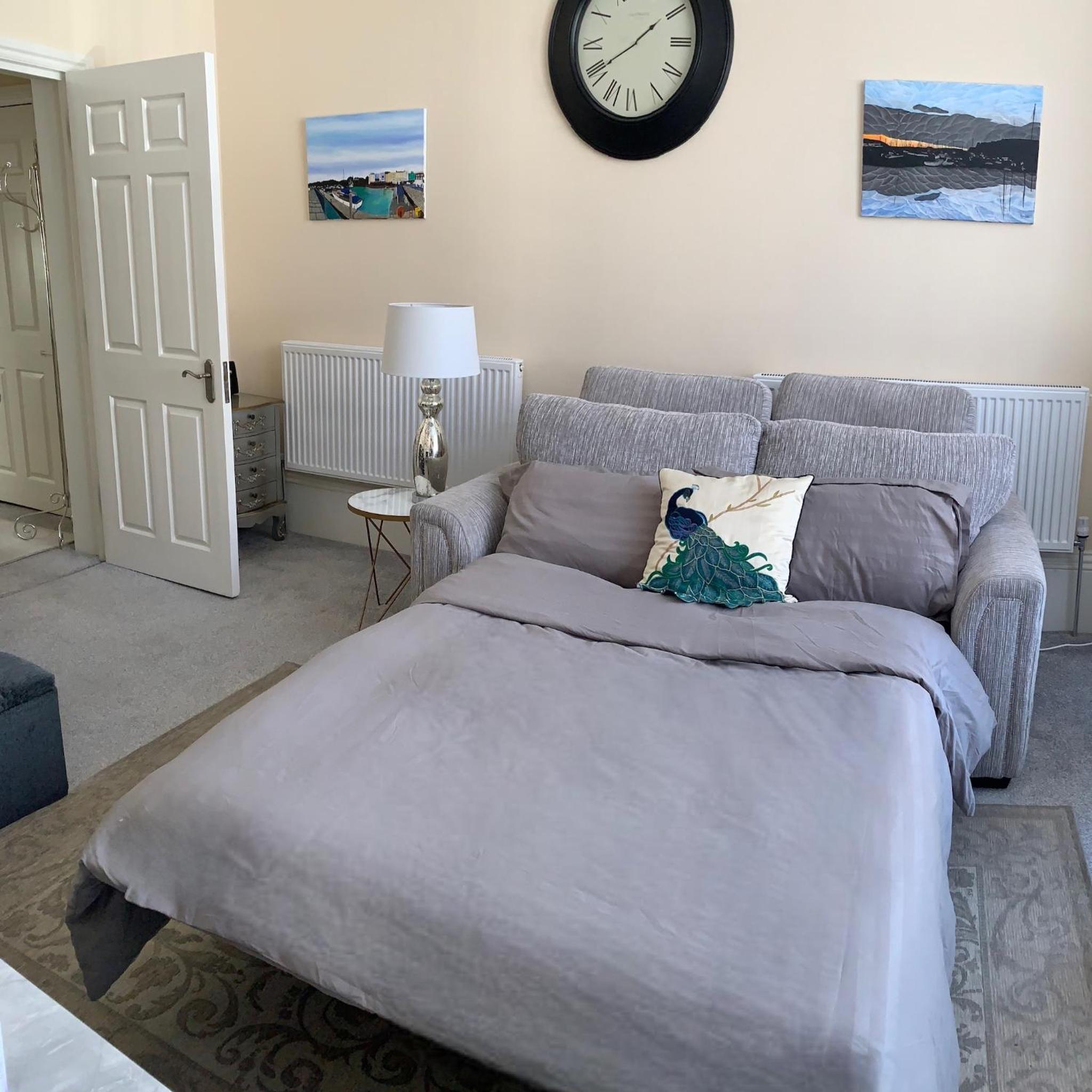 One-Bedroom Apartment - Photo 38