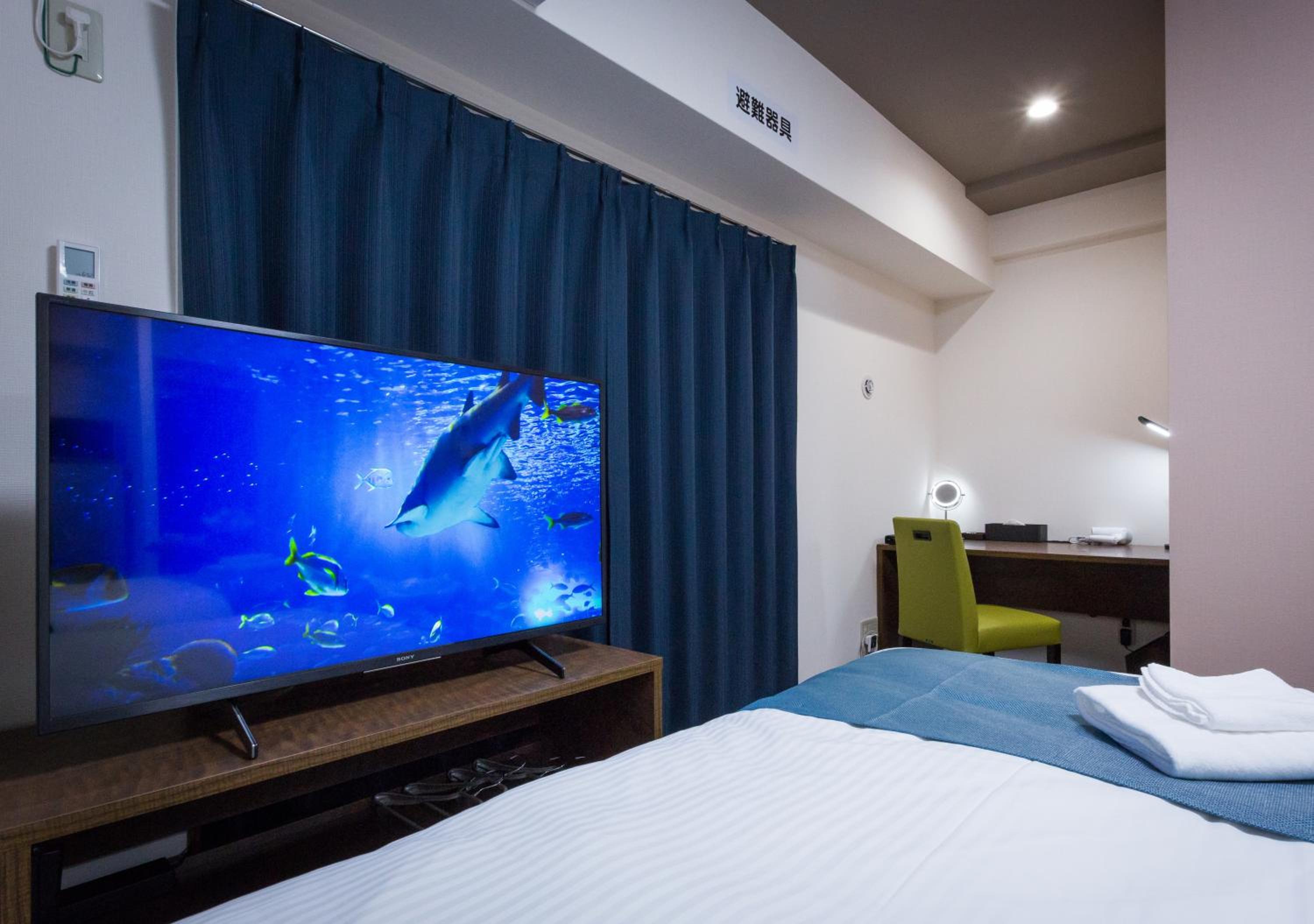 Standard Twin Room - Photo 17