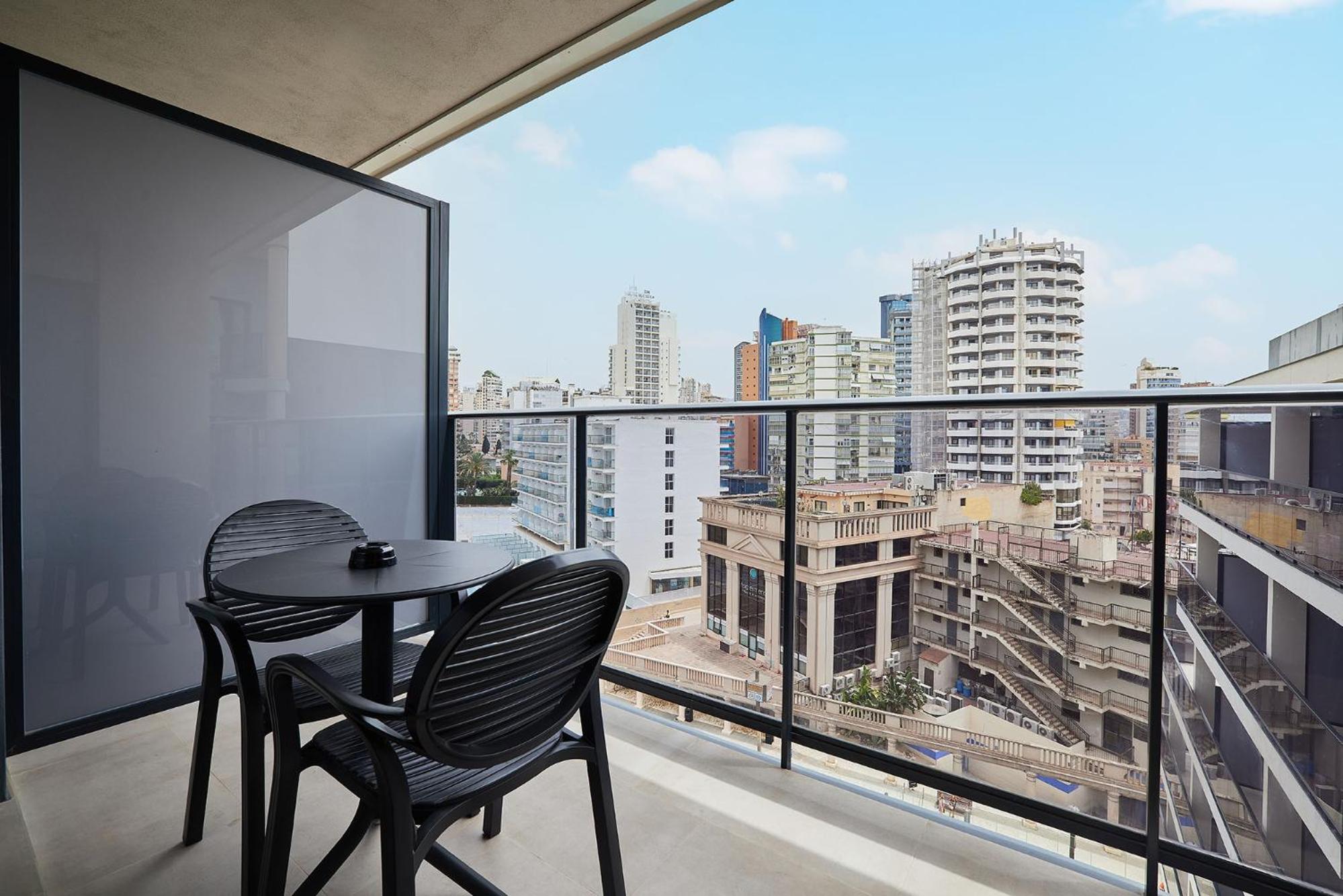 Superior Triple Room with City View