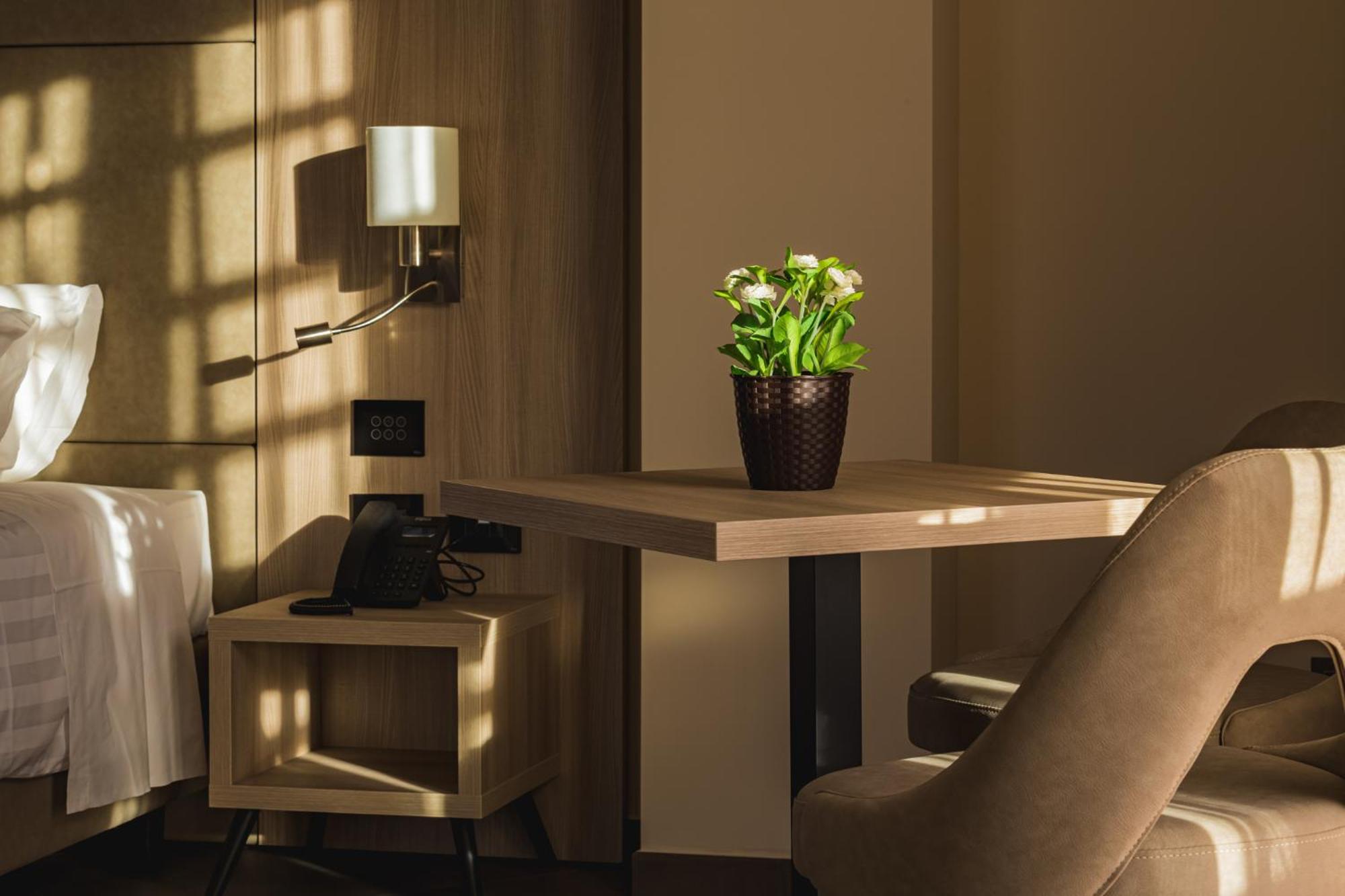 Superior Double or Twin Room - Photo 6