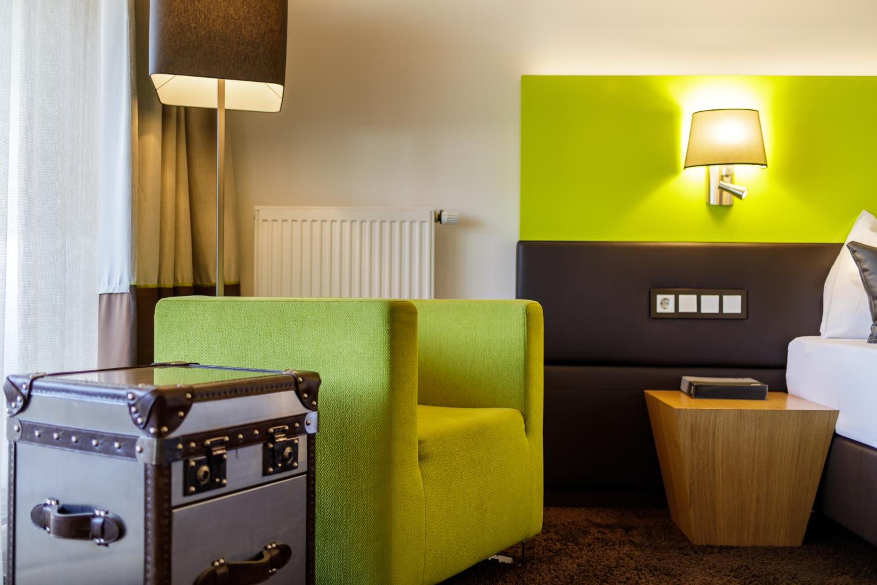 Standard Double or Twin Room with Balcony photo 2