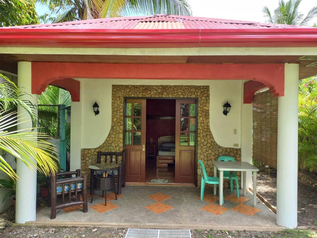 Bungalow with Sea View