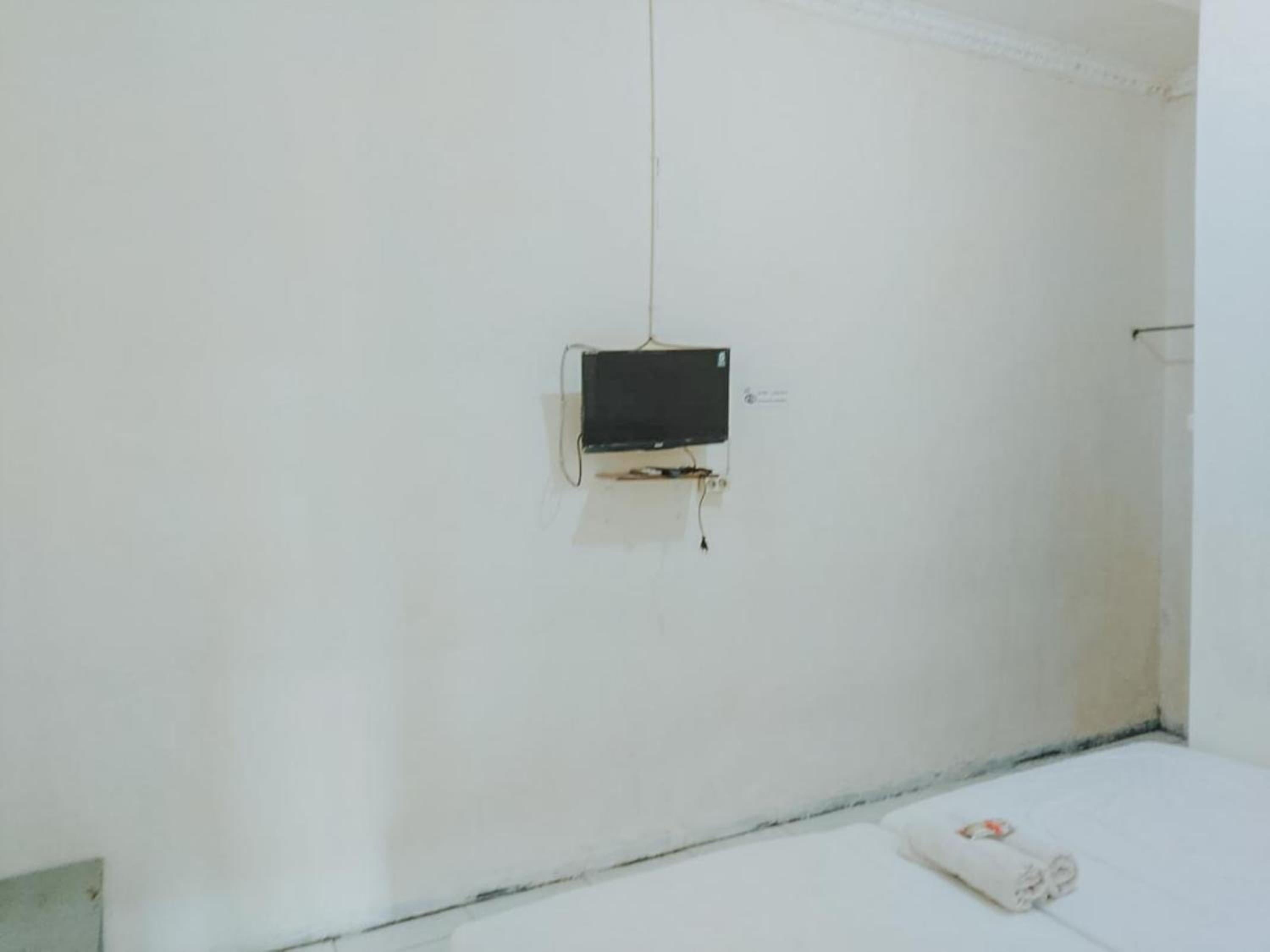 Twin Room - Photo 6