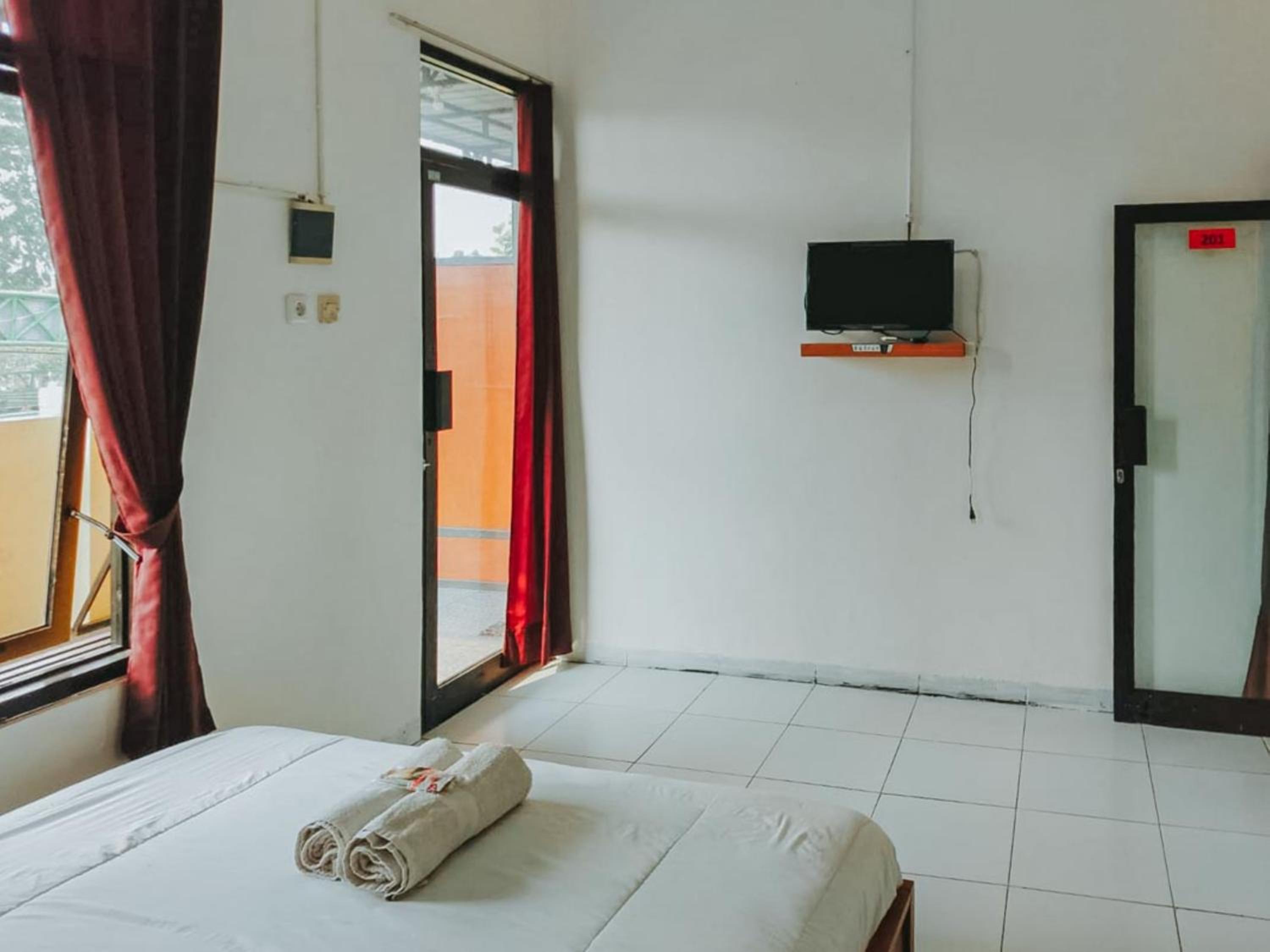 Deluxe Double Room - Photo 4