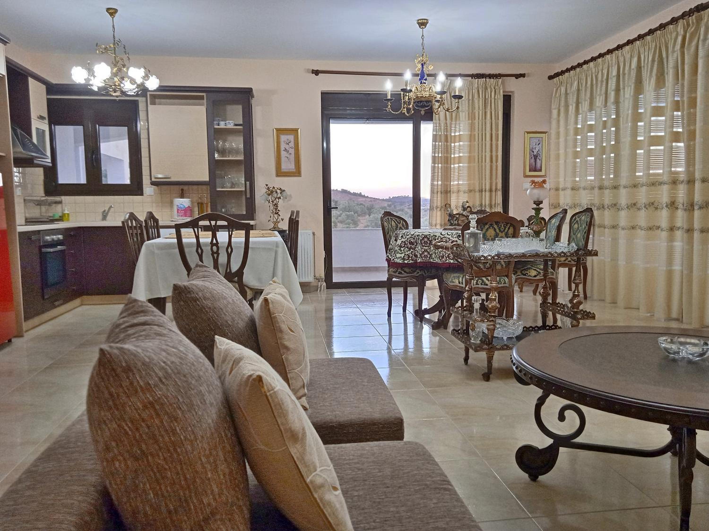 Two-Bedroom Apartment - Photo 28