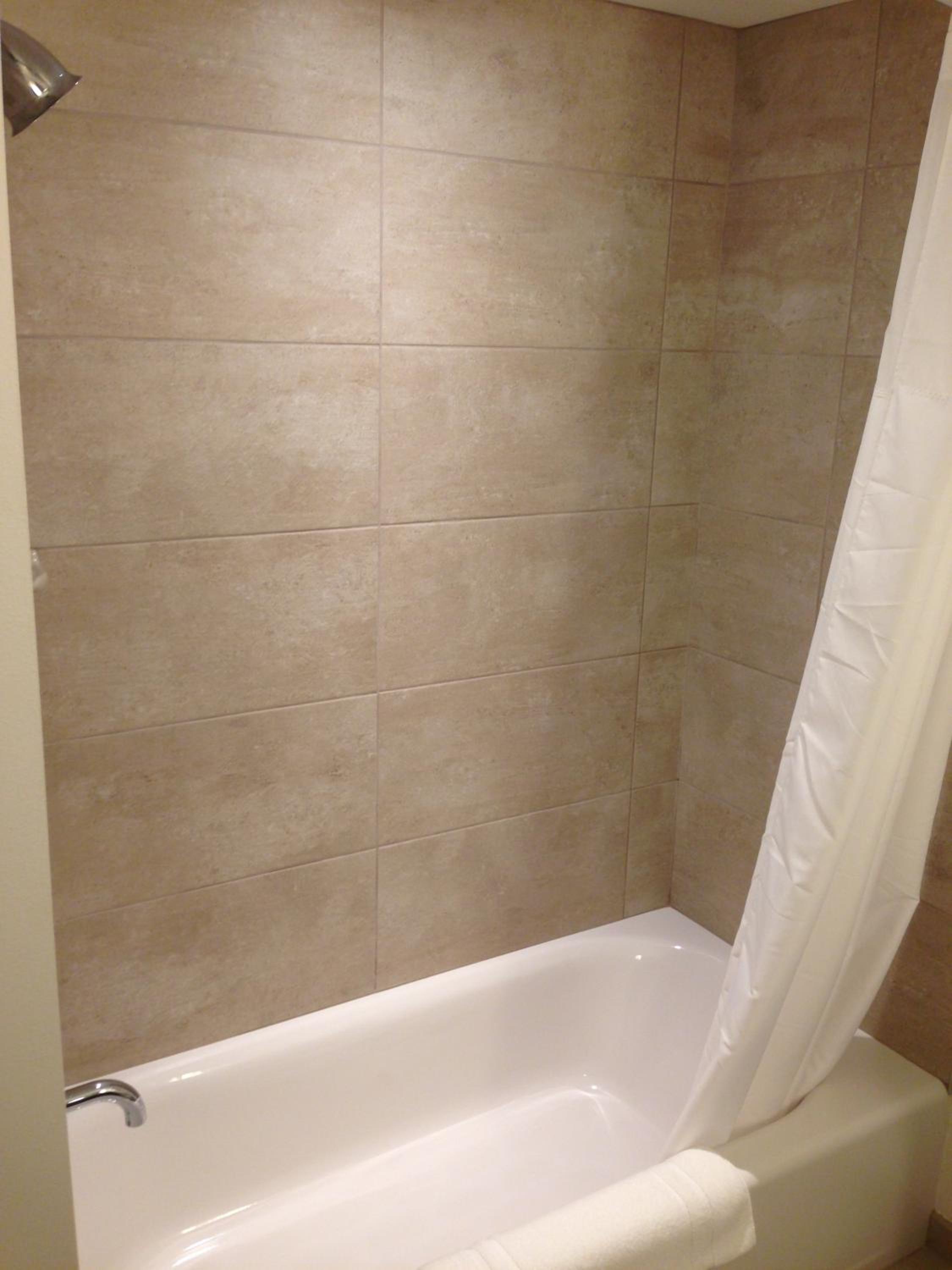 1 King Bed, Jetted Tub, Non-Smoking - Photo 5