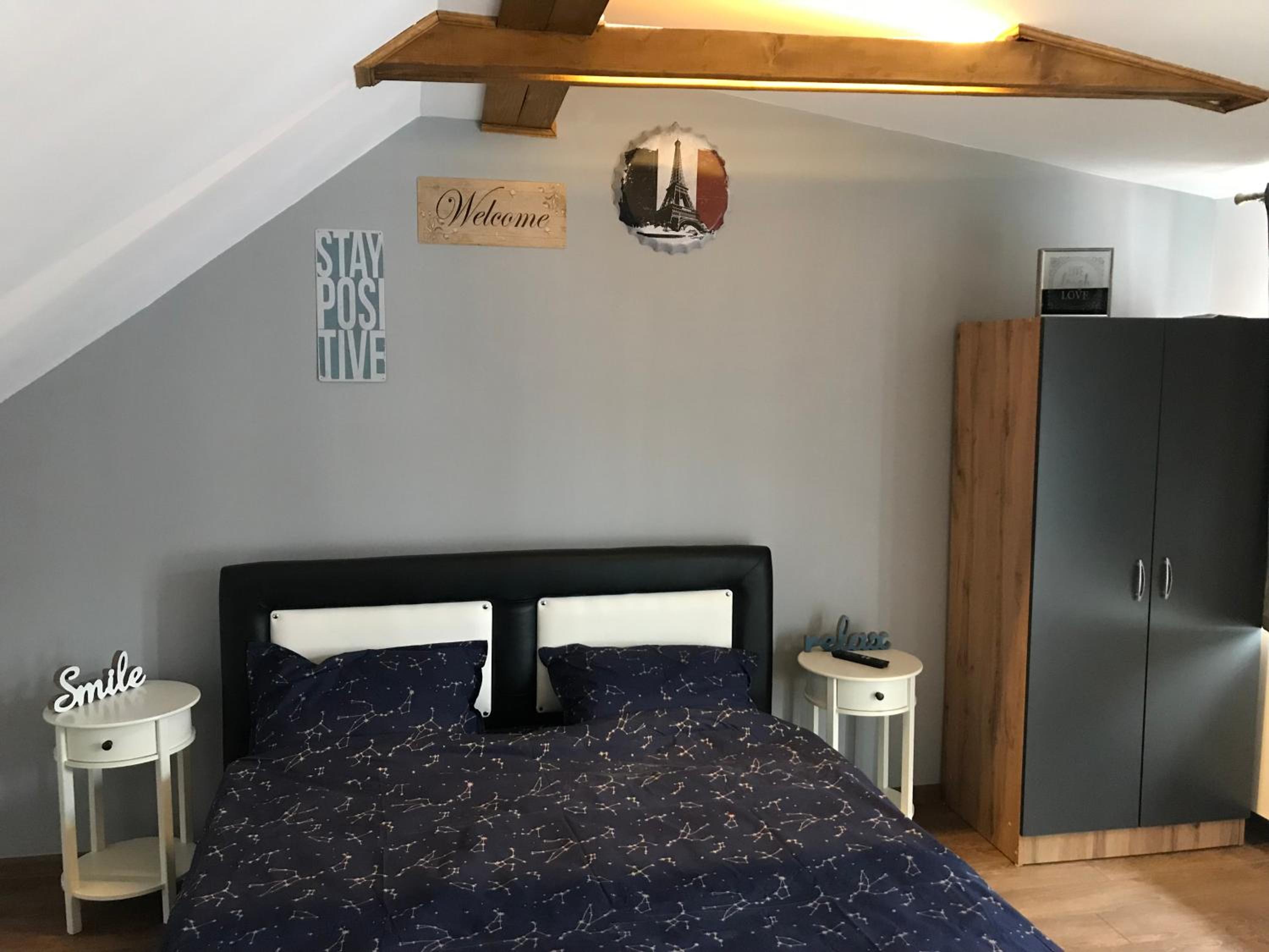 One-Bedroom Apartment - Photo 25