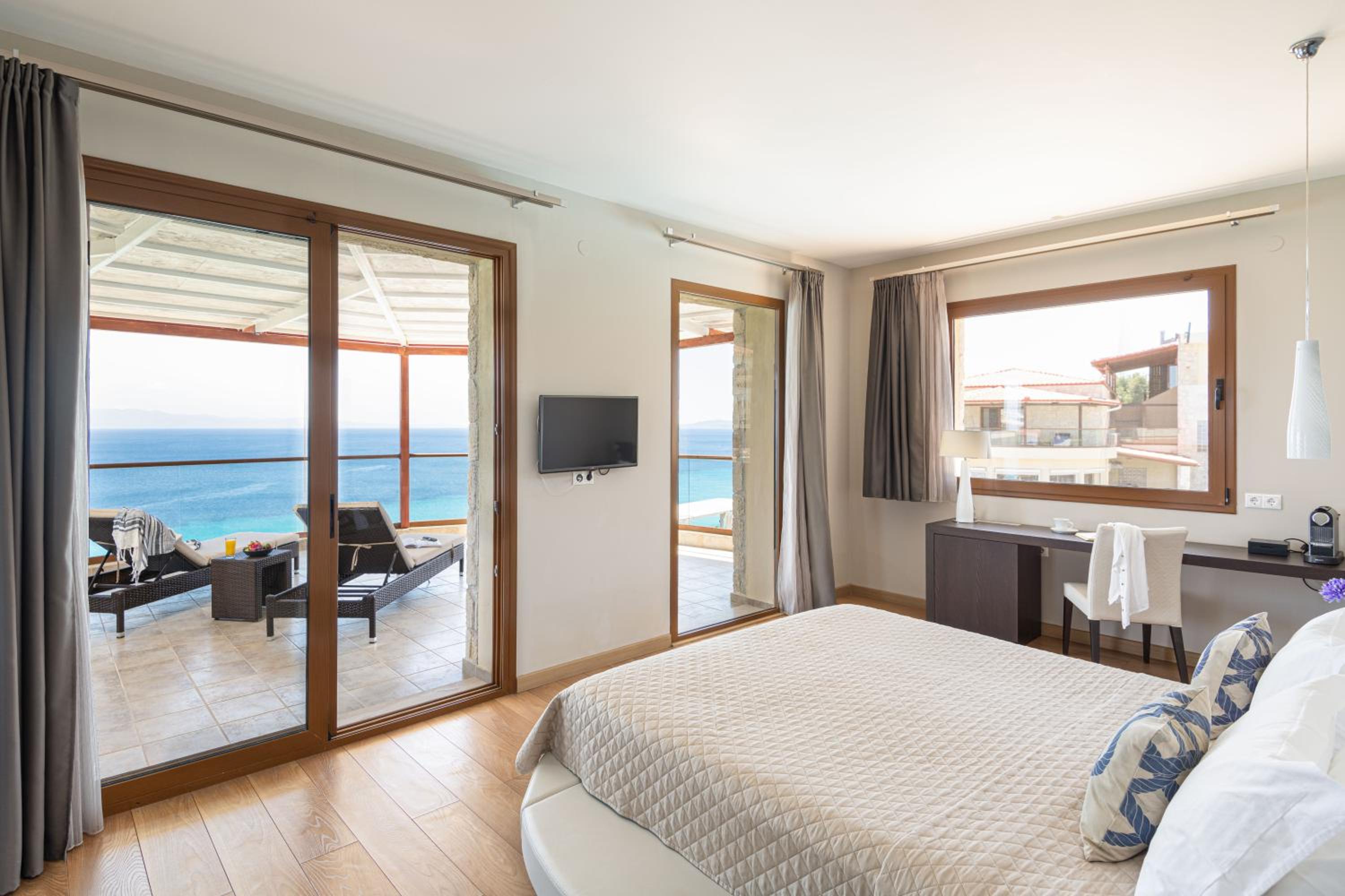 Deluxe Junior Suite