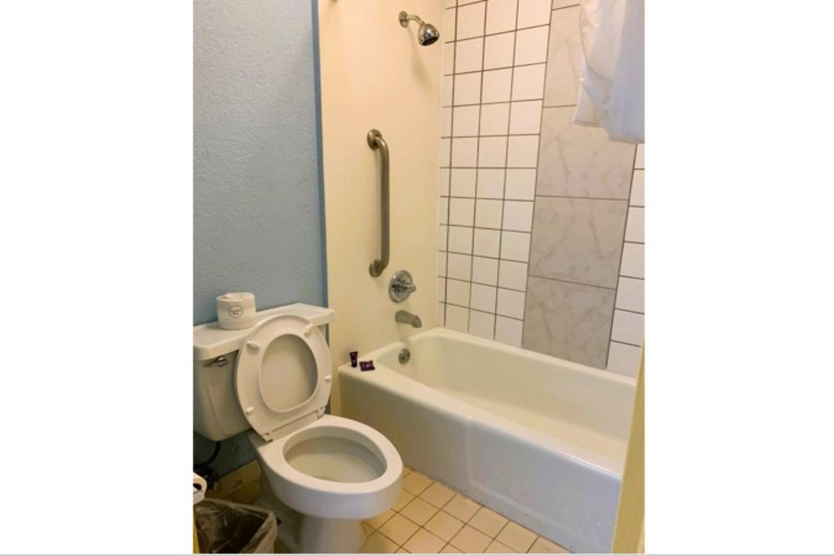 2 Full Bed - Photo 2