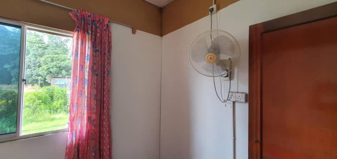 Double Room with Shared Bathroom photo 3