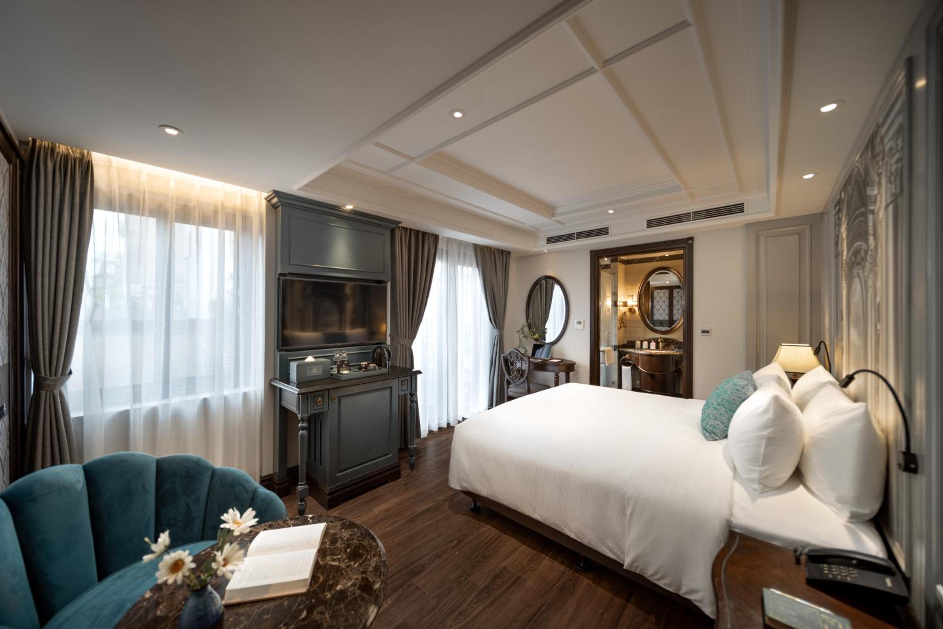 Old Quarter Suite - Photo 1