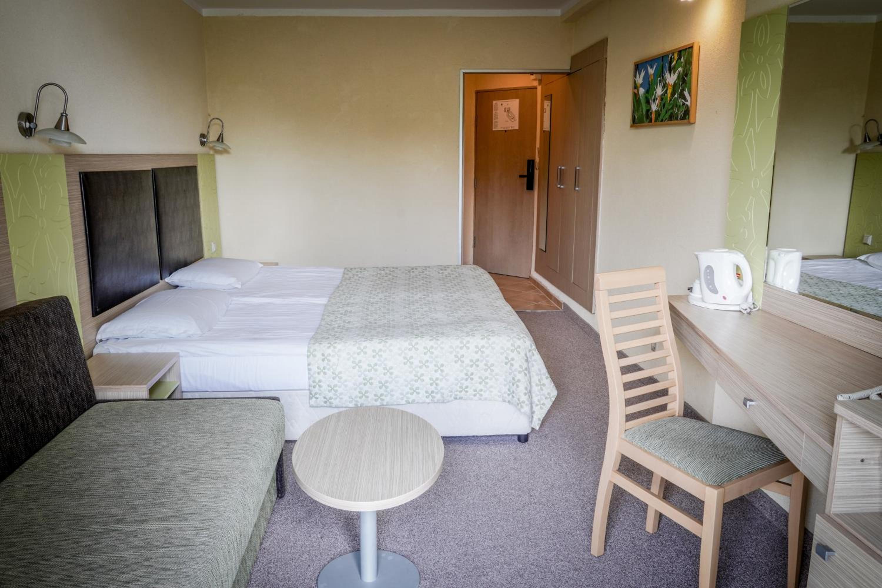 Double Room with Bunk Bed and River View