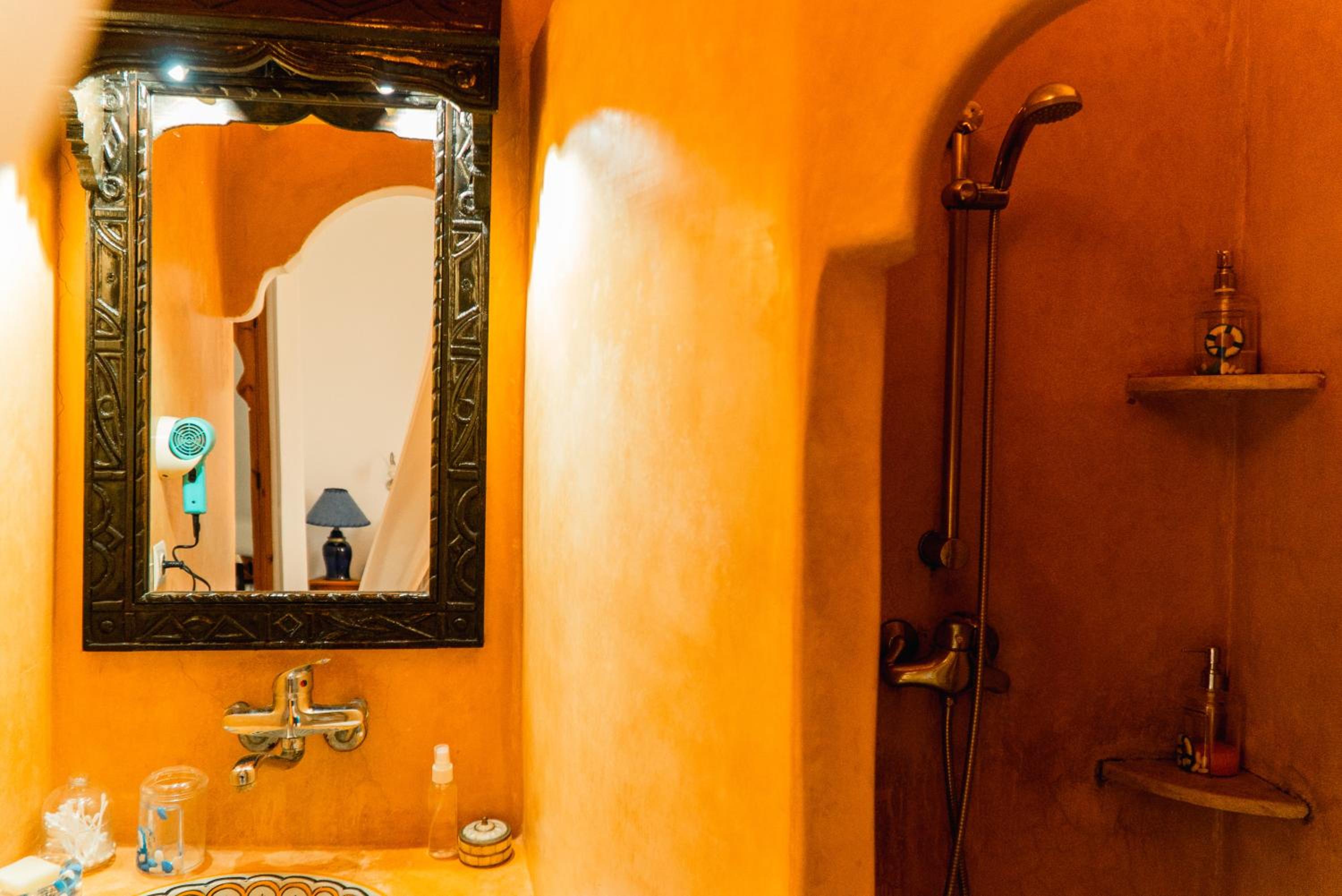 Family Suite - Photo 6