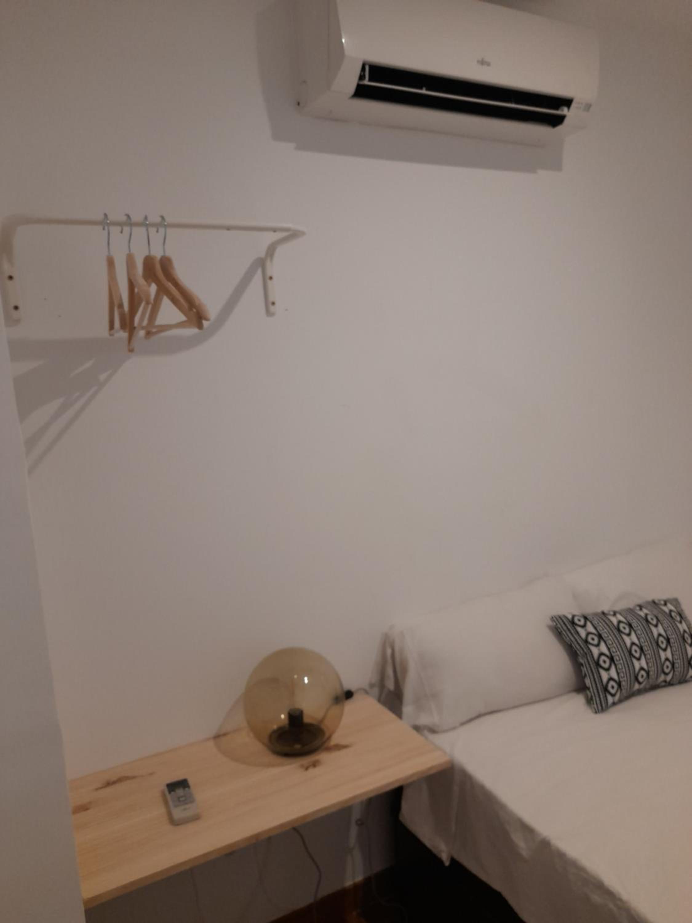 Standard Double Room with Shared Bathroom photo 3