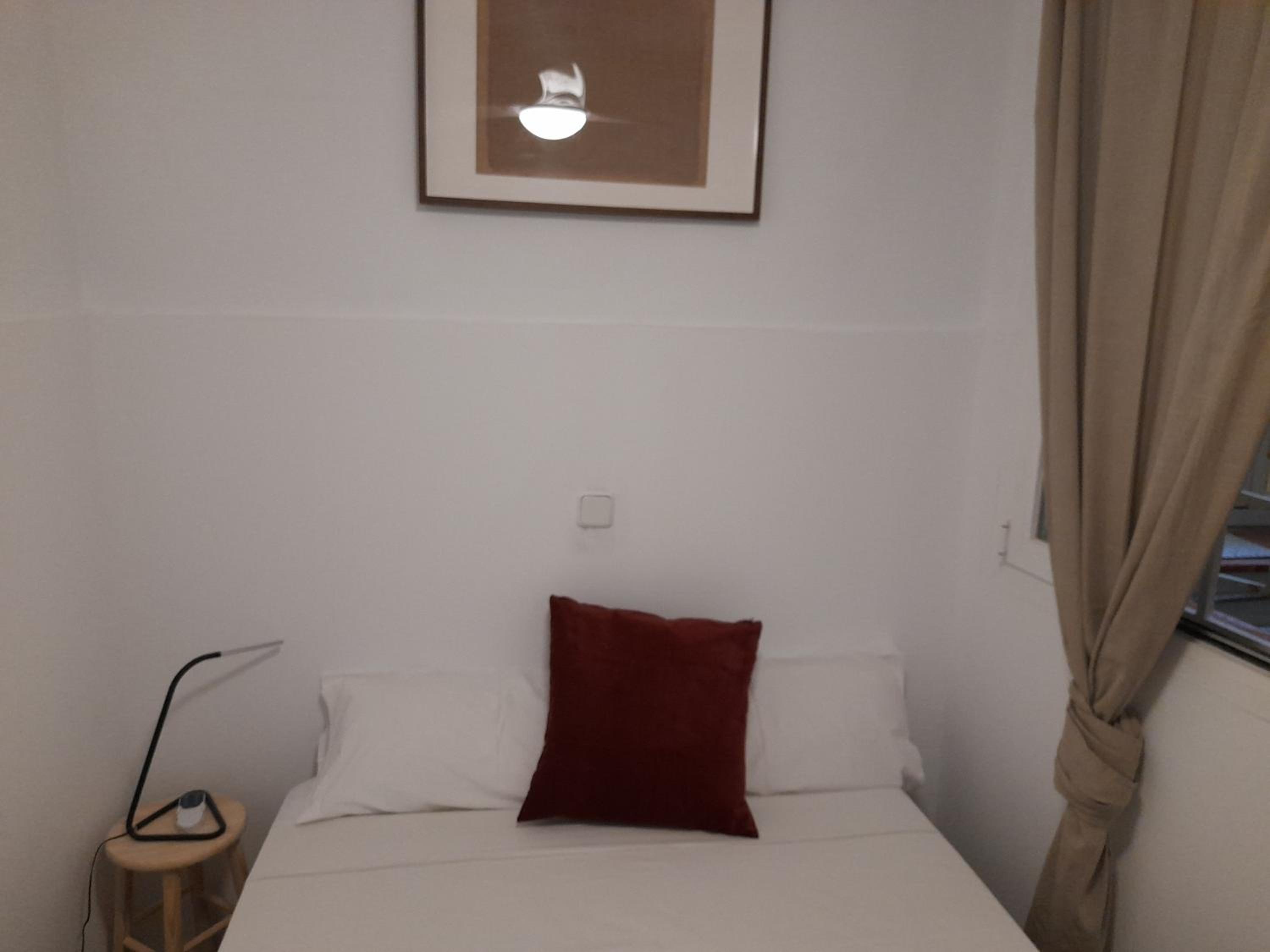 Standard Double Room with Shared Bathroom photo 2