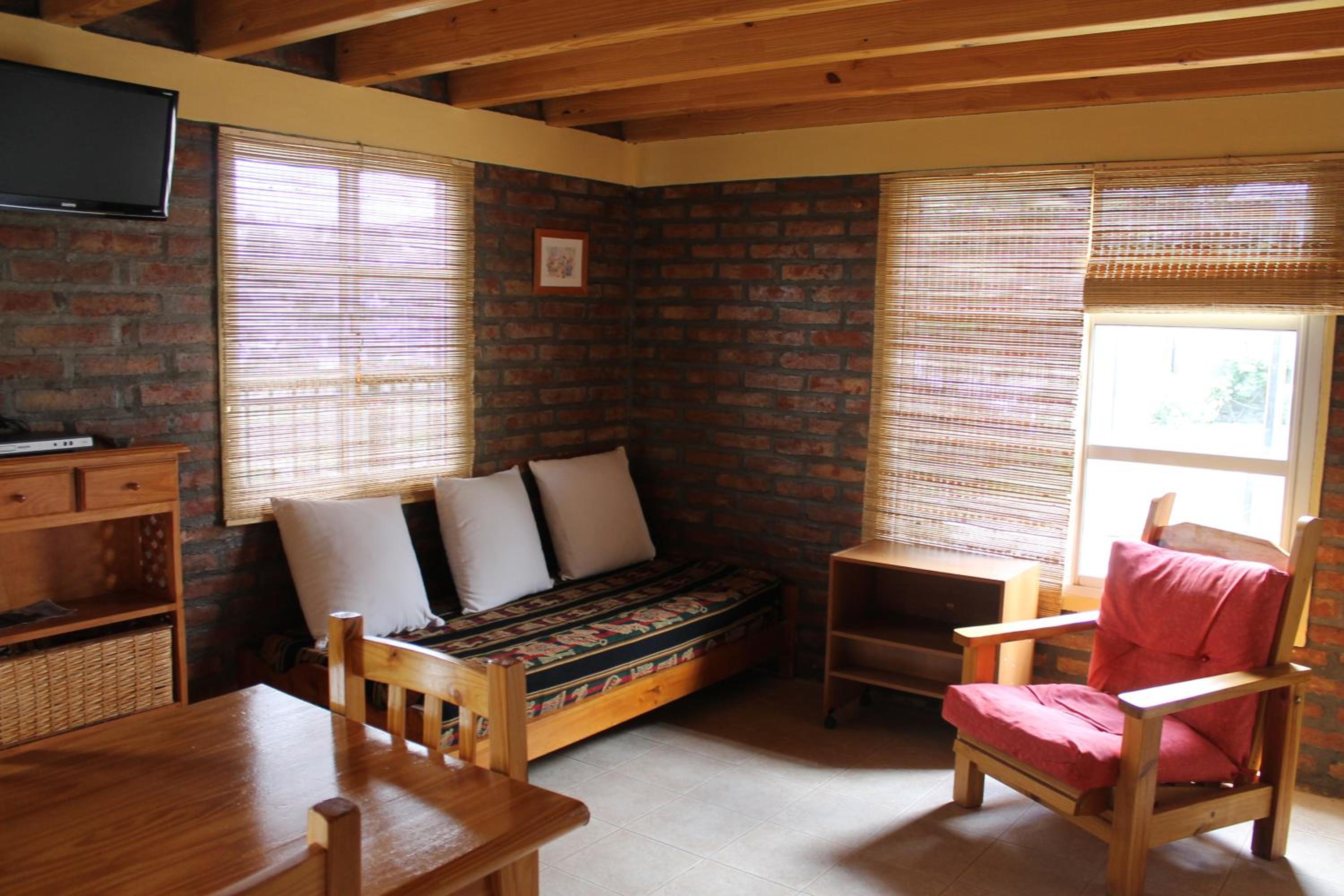 Bungalow (2-5 Adults) photo 3
