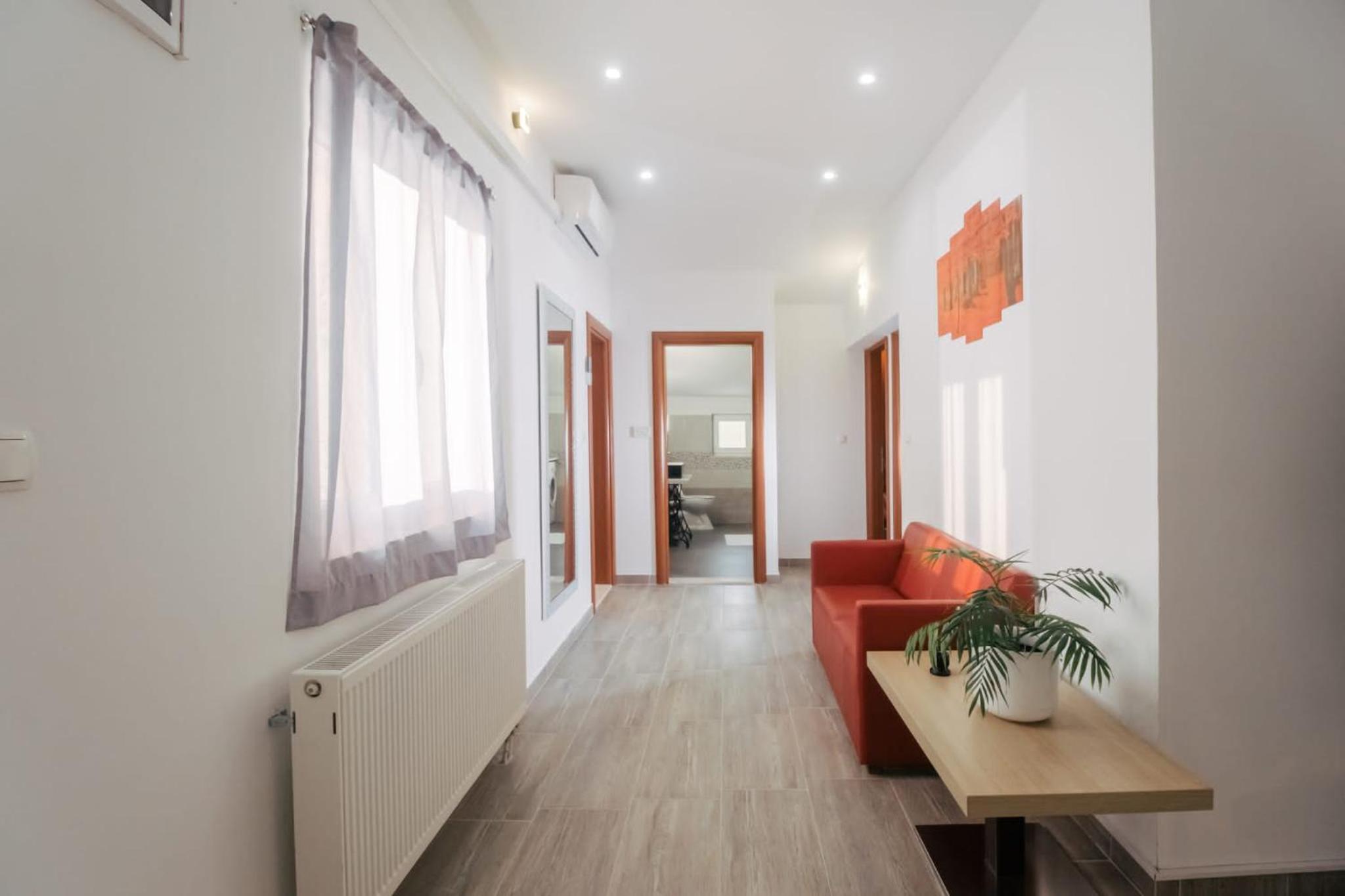 Four-Bedroom House photo 1