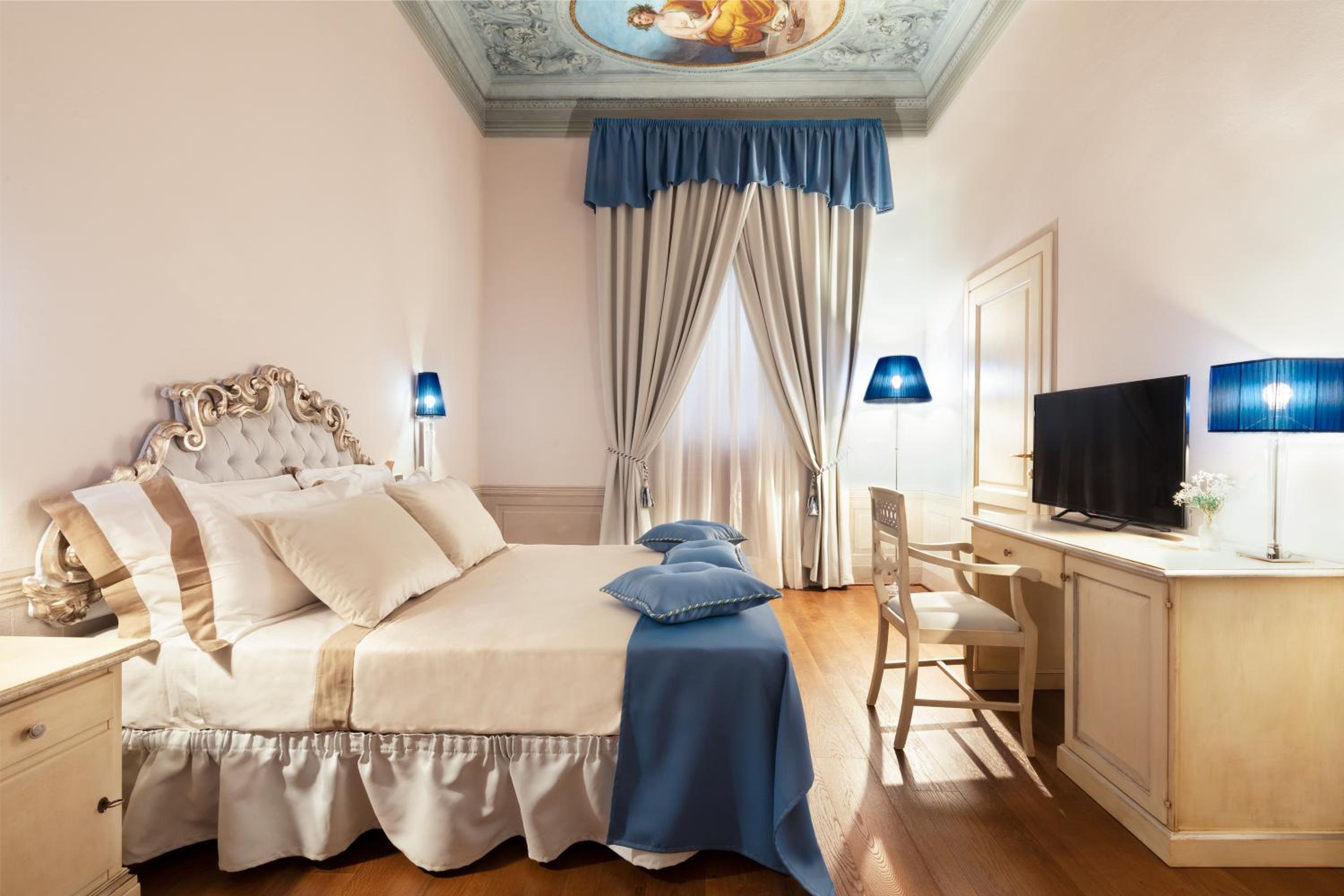 Double Room with Terrace photo 2