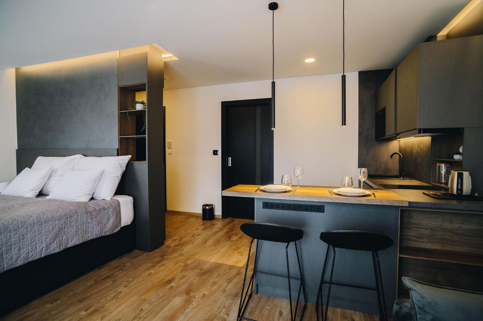 Apartment with Garden View - Photo 12