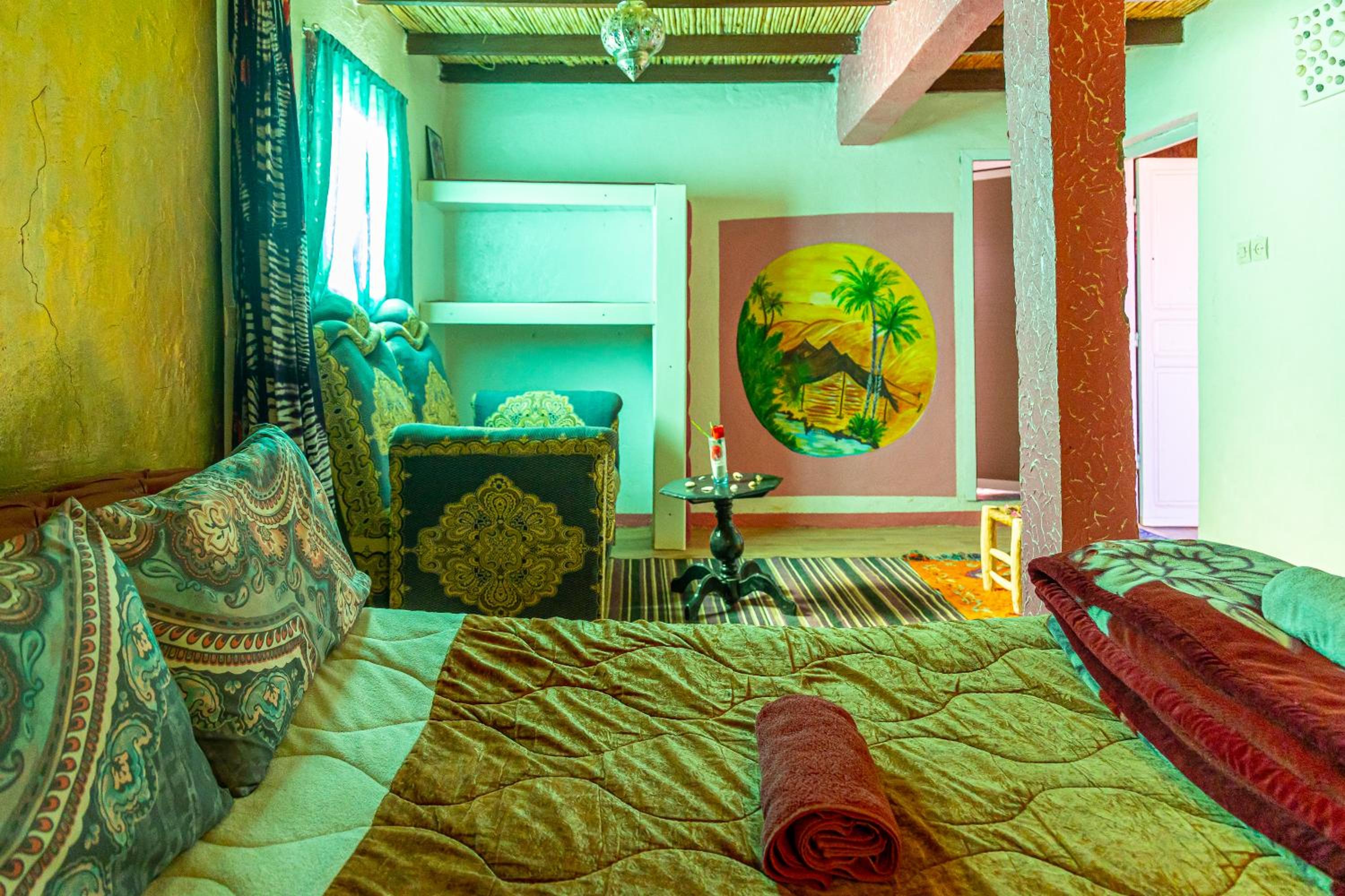 Double or Twin Room with Shower - Photo 10