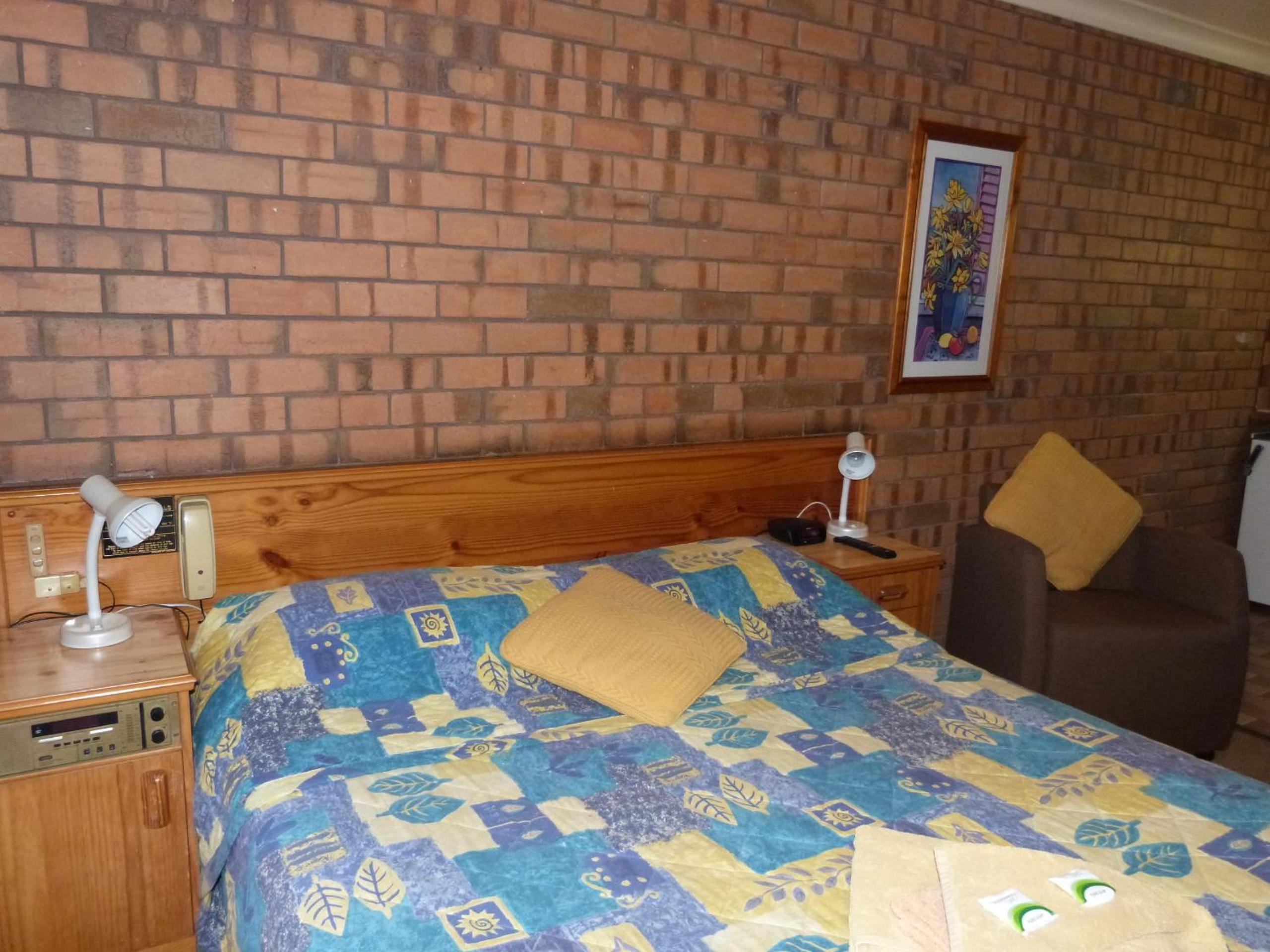 Standard Family Room photo 1
