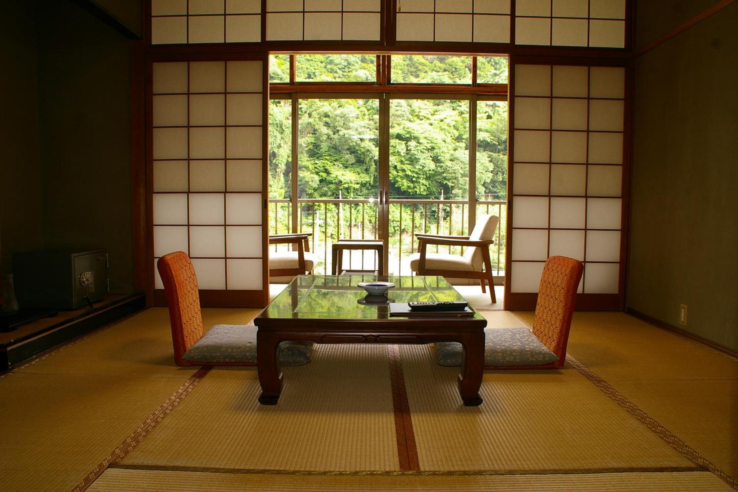 Japanese-Style Room with Private Bathroom photo 3