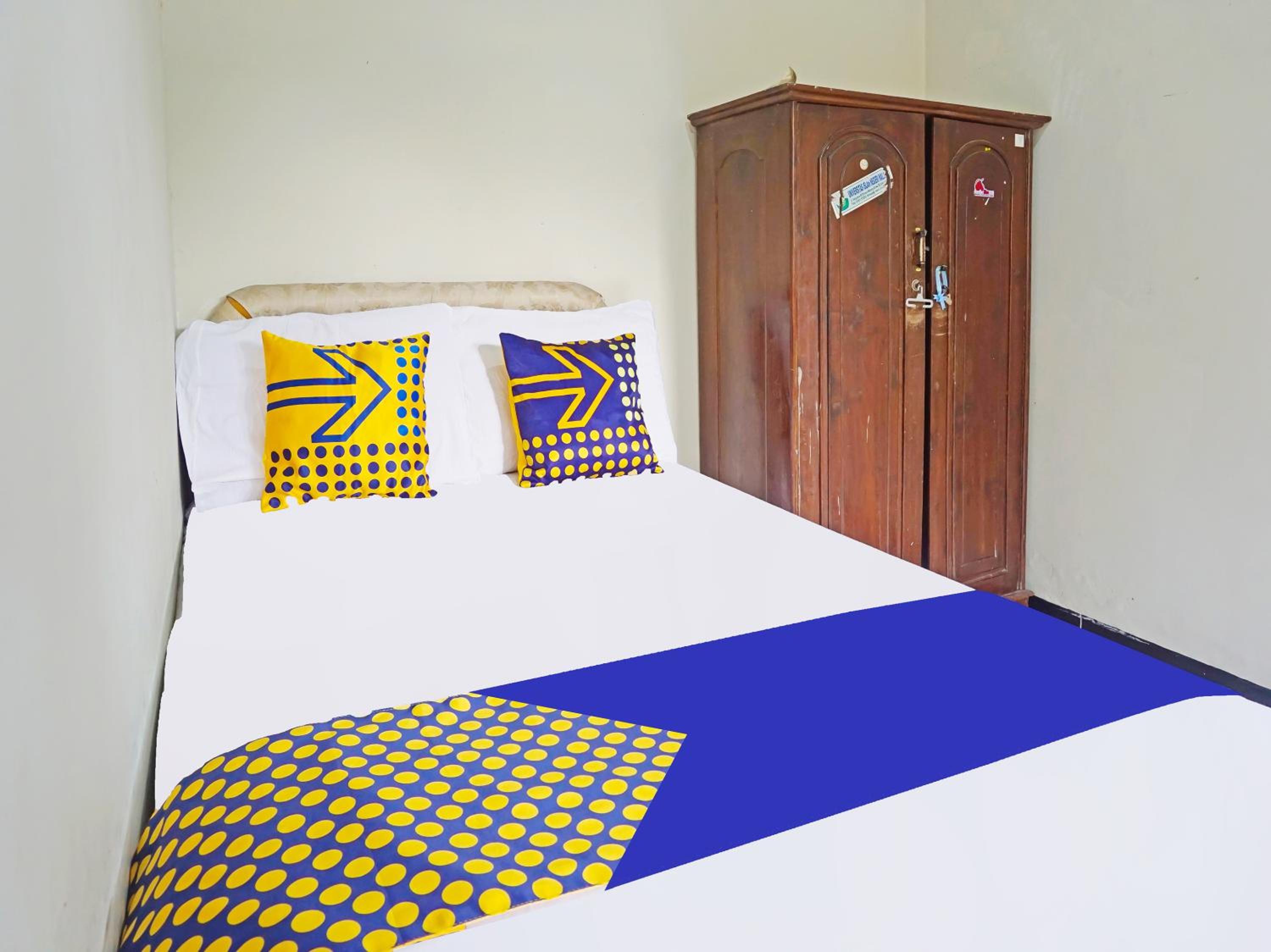 Budget Double Room photo 1