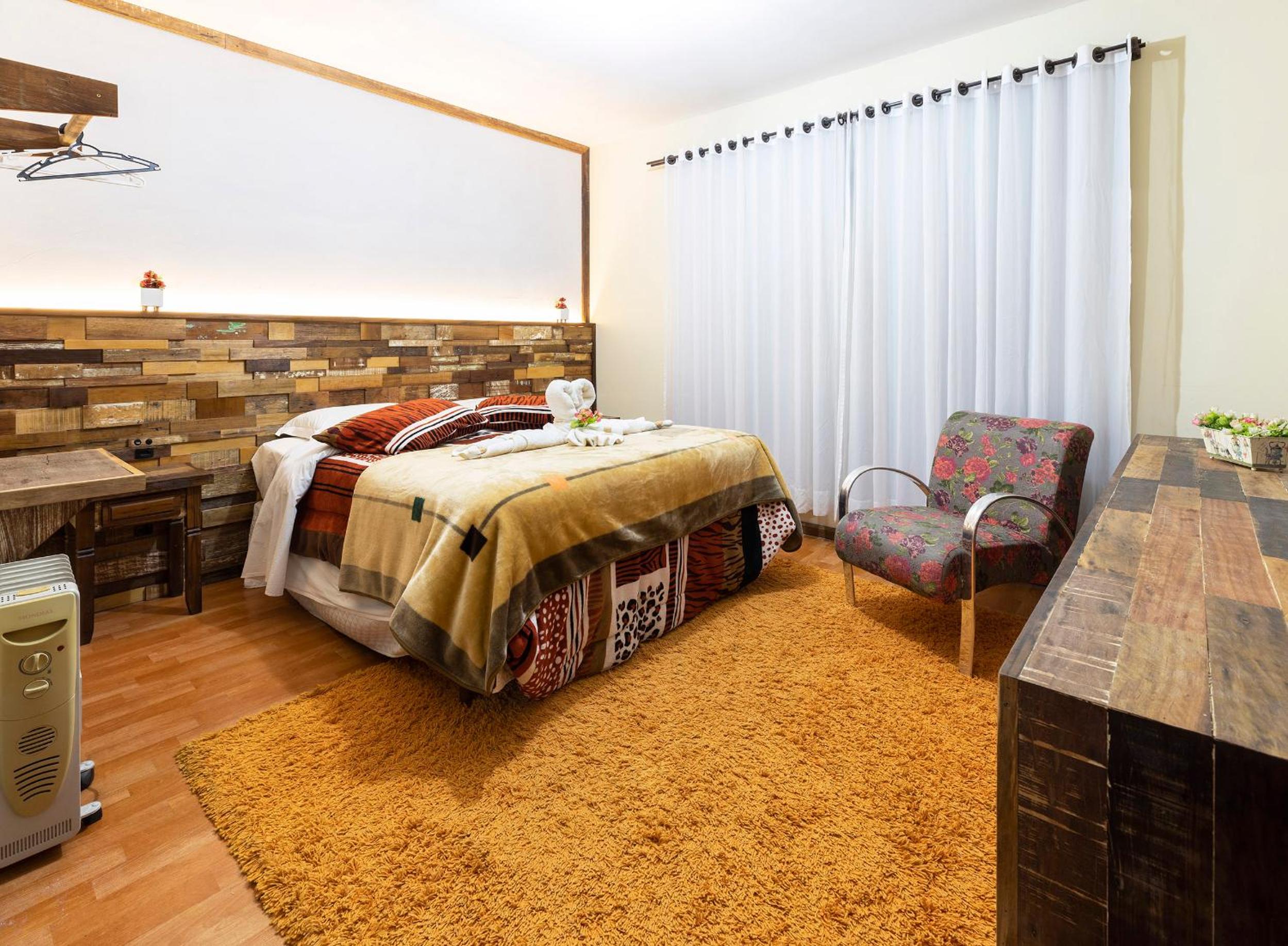 Standard Double Room - Photo 5